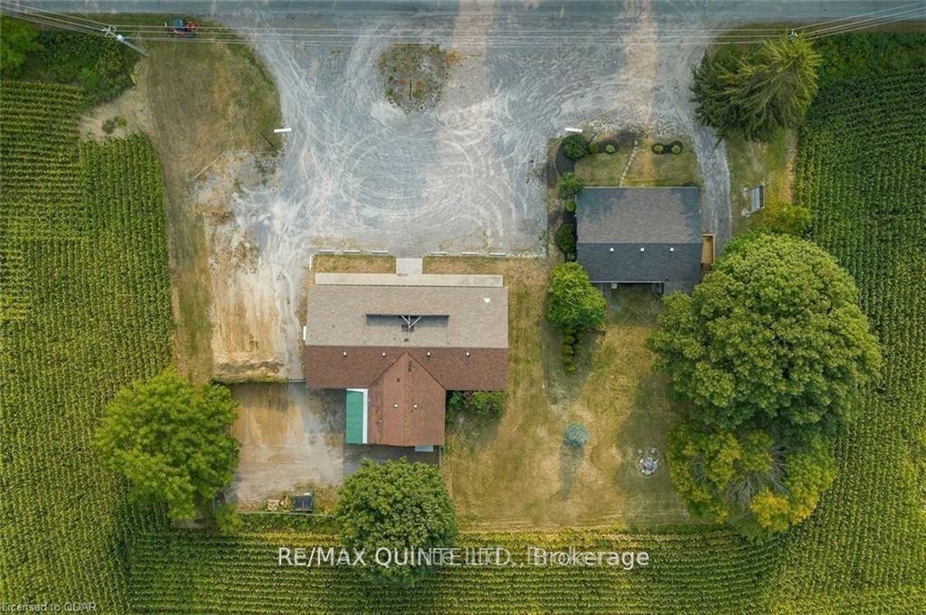 2052 COUNTY RD 18 Road, Prince Edward County — photo 2 of 5