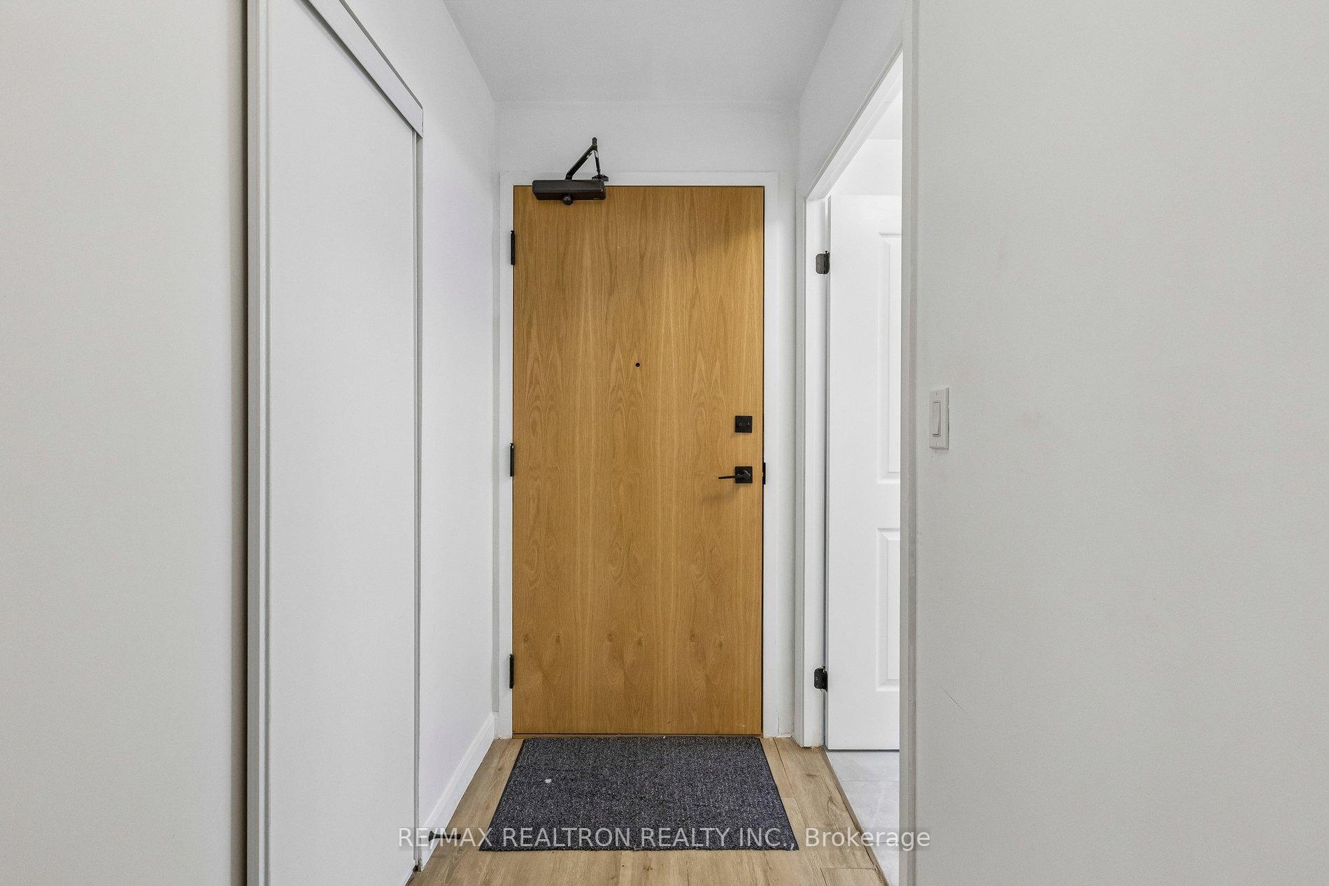 7 Erie Avenue 305, Brantford — photo 4 of 5