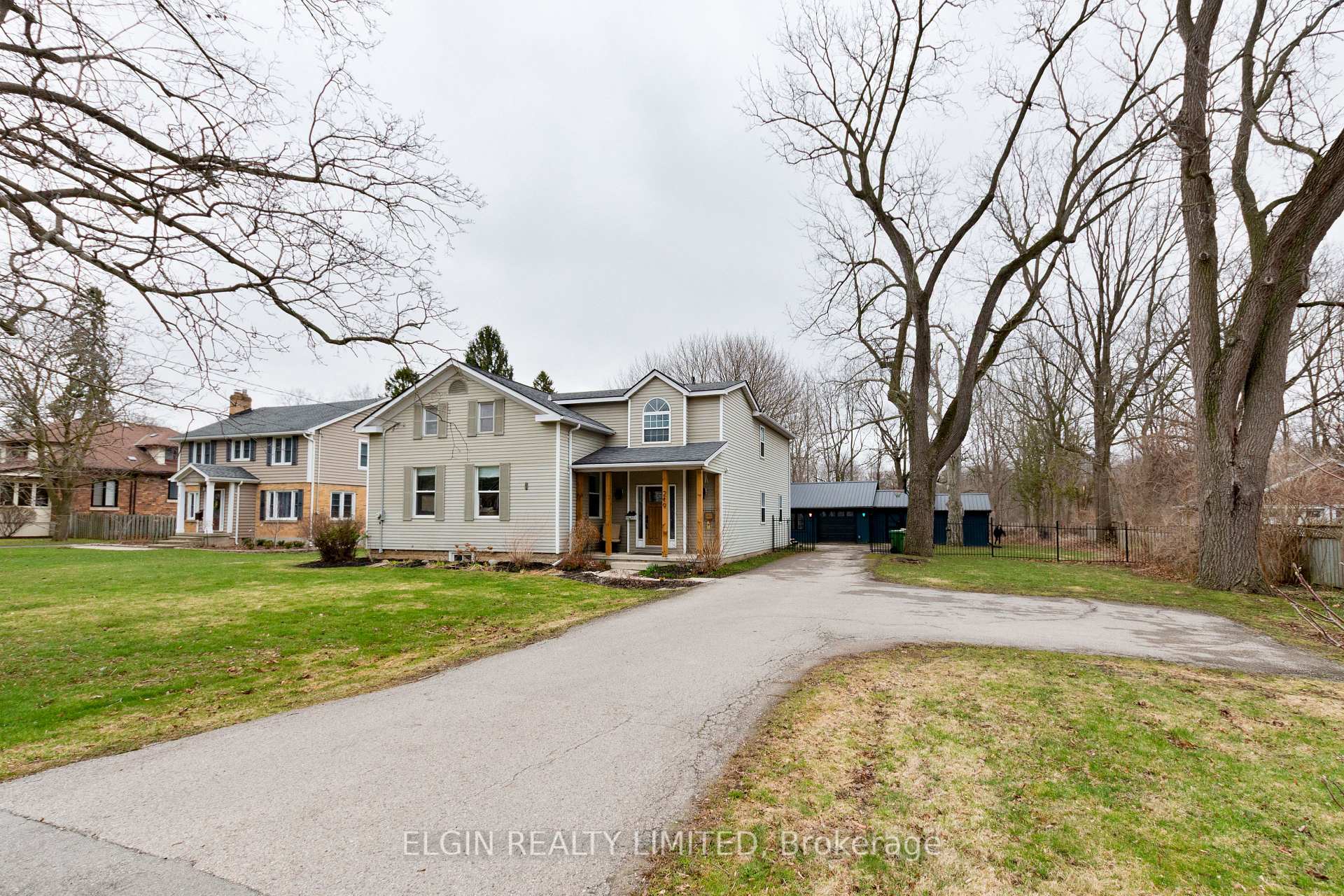 219 Sunset Drive, St. Thomas — photo 2 of 5