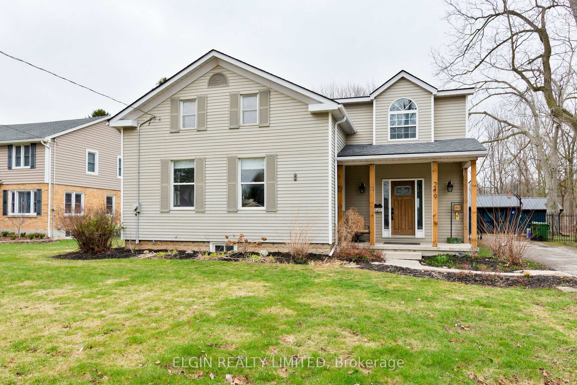 219 Sunset Drive, St. Thomas — photo 3 of 5
