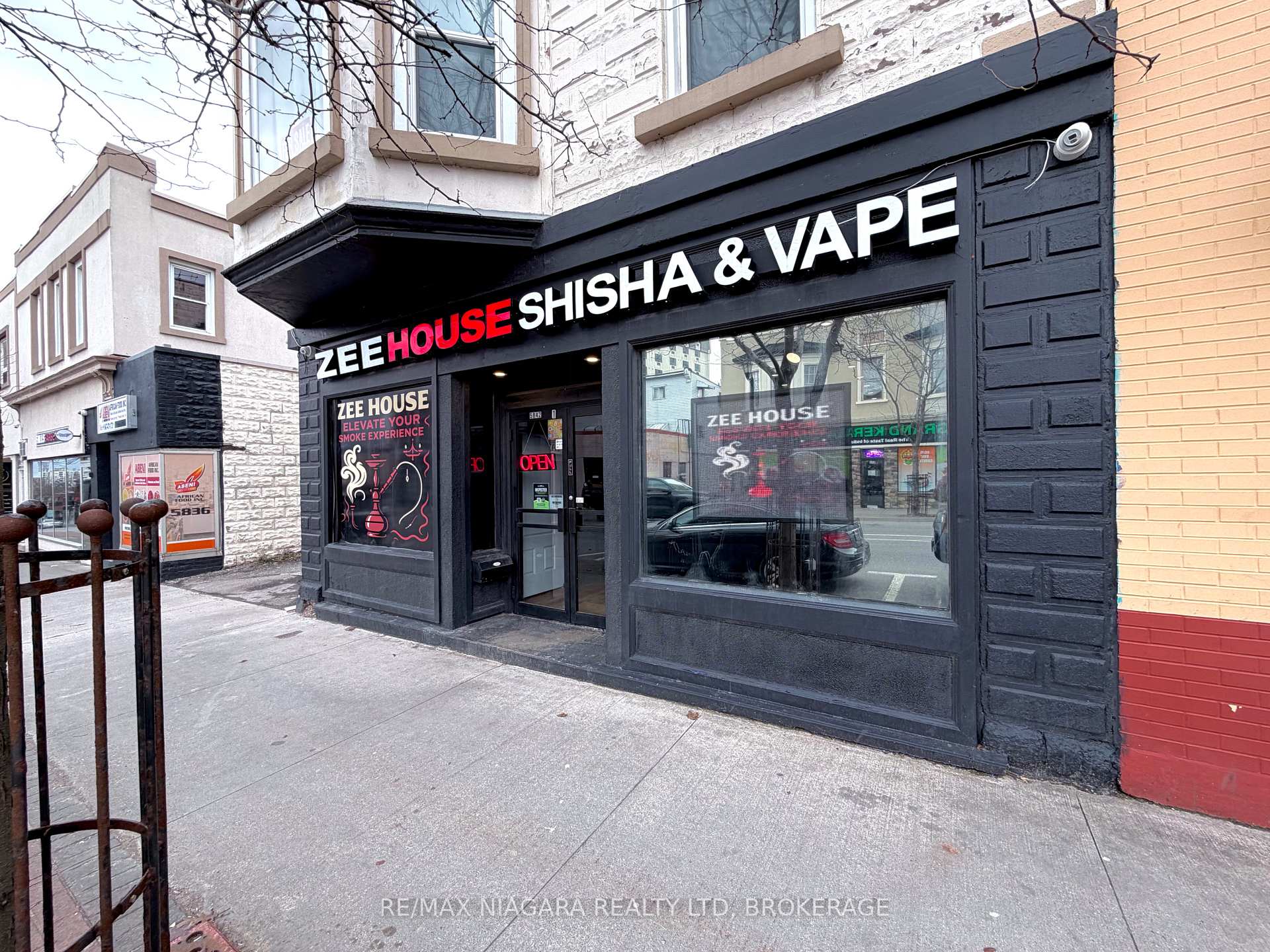 5842 Ferry Street, Niagara Falls, ON L2G 1S9