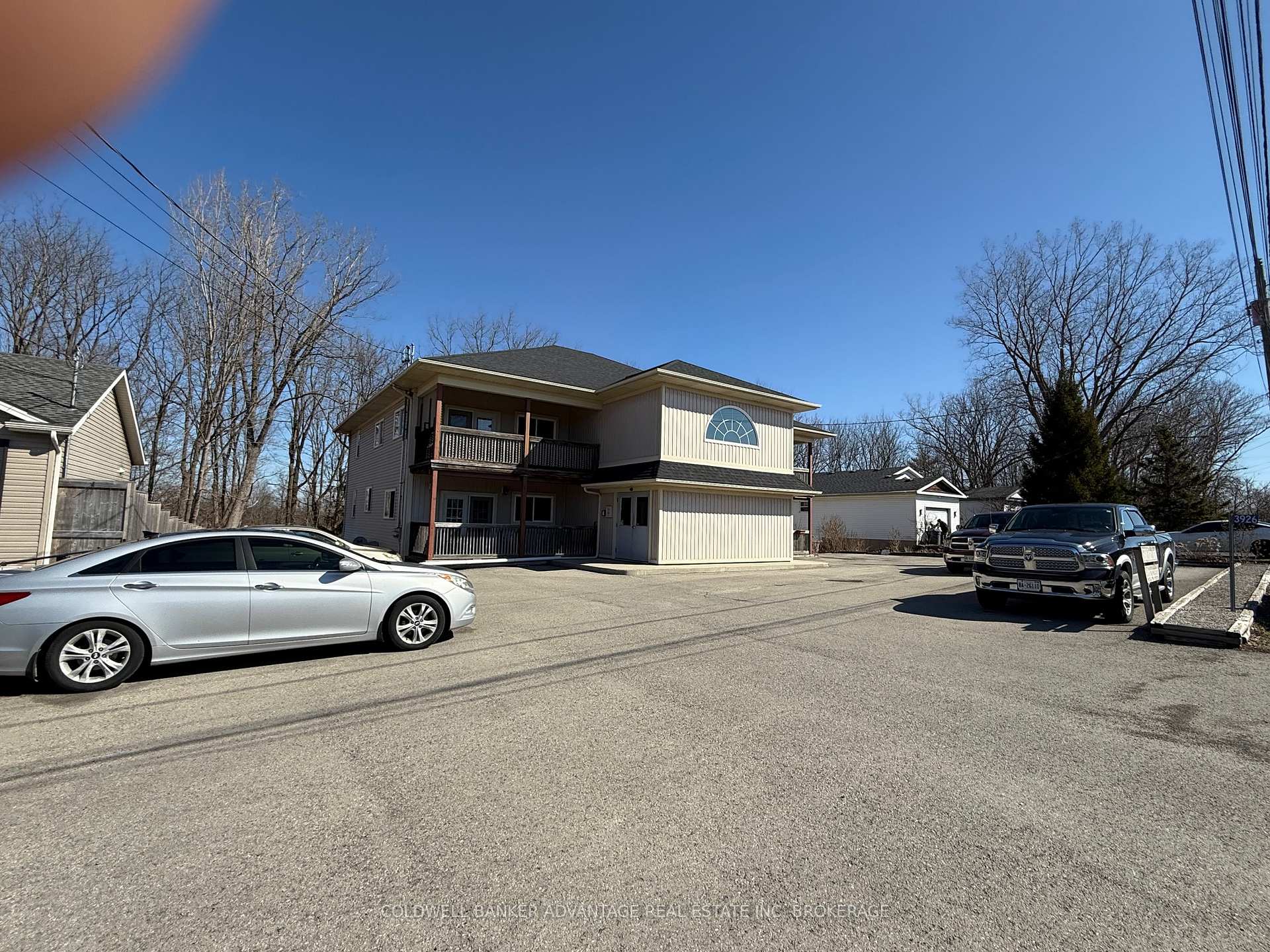 3926 Farr Avenue, Fort Erie — photo 2 of 5