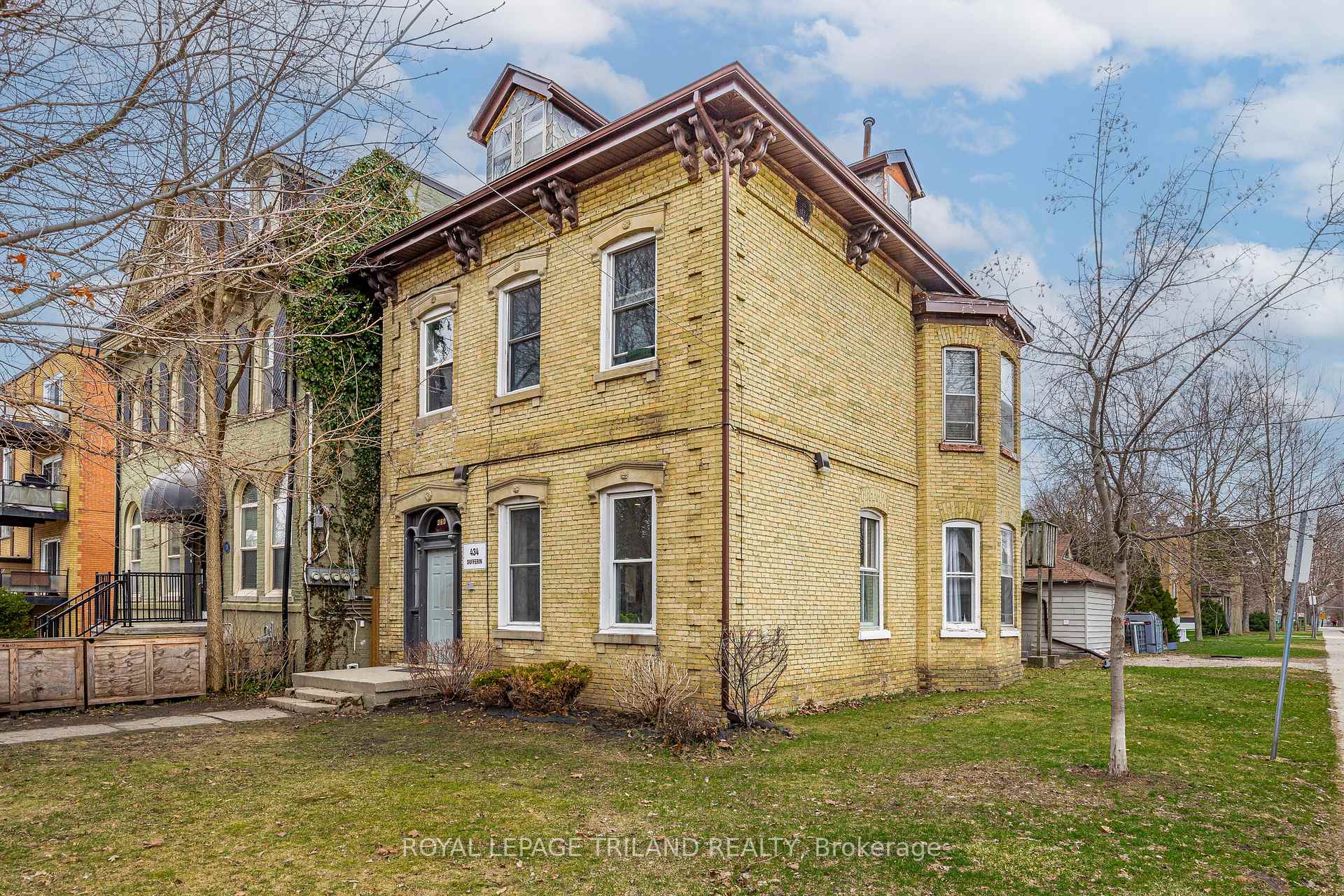 residential Property Image no.1