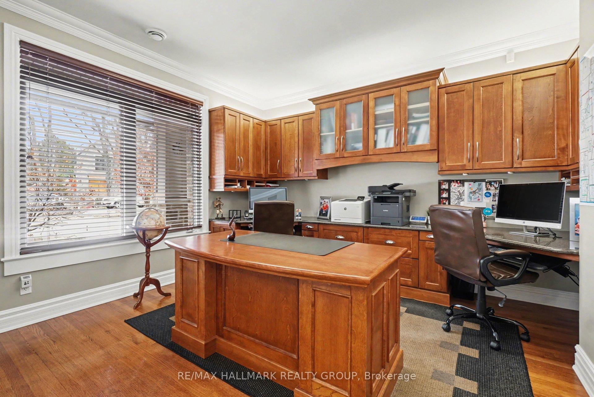 62 Rebecca Crescent, Beacon Hill North - South and Area — photo 4 of 5