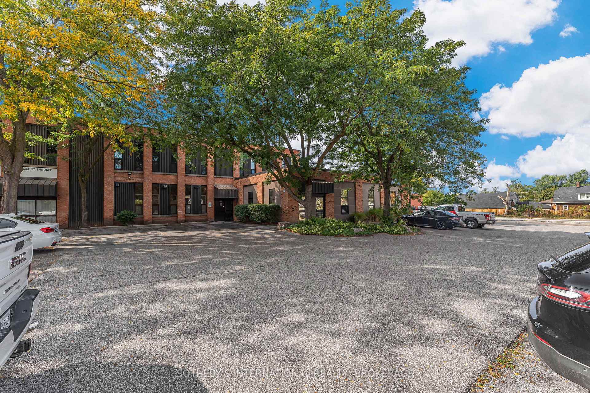 residential Property Image no.1