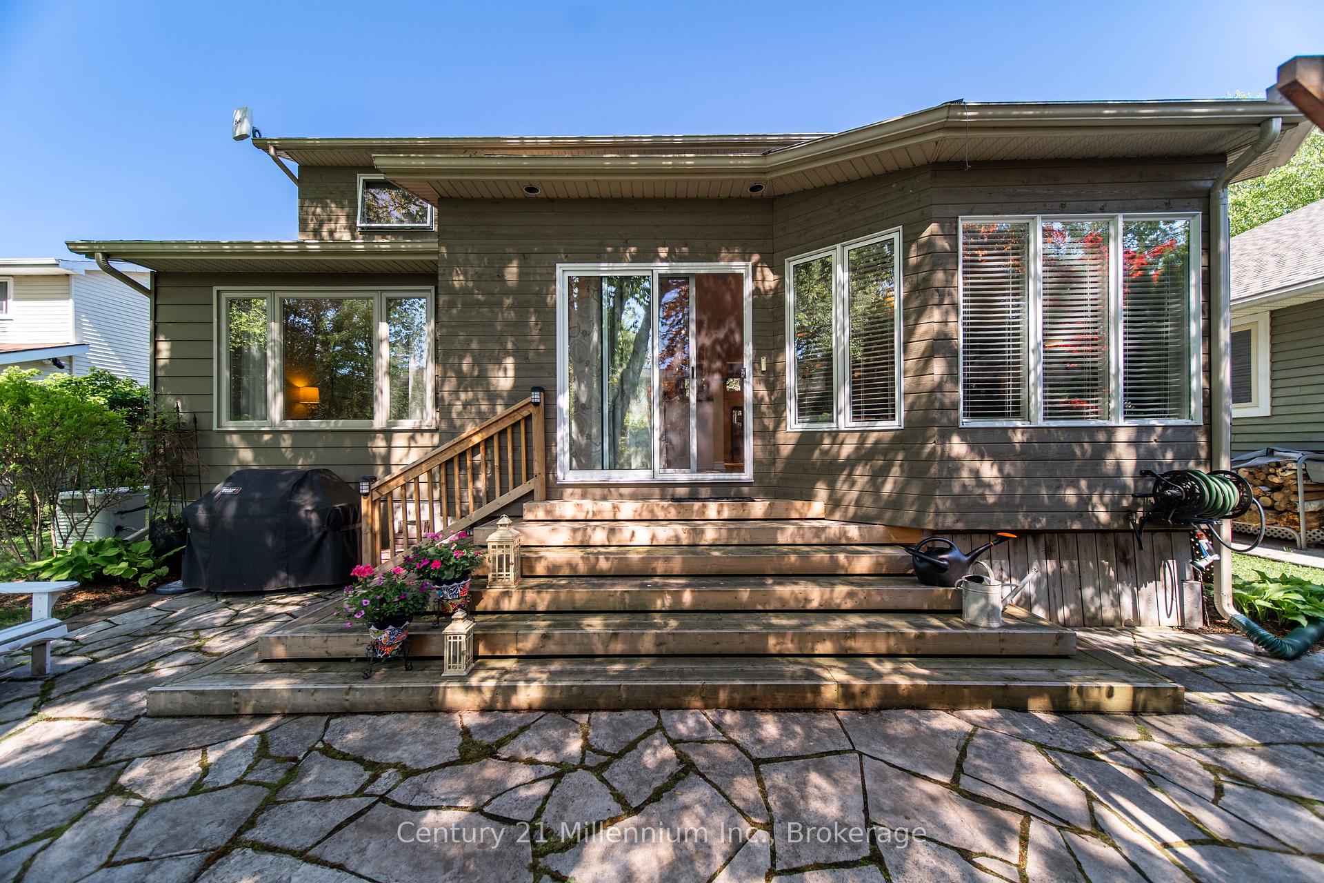 294 Albert Street S, Saugeen Shores — photo 3 of 5