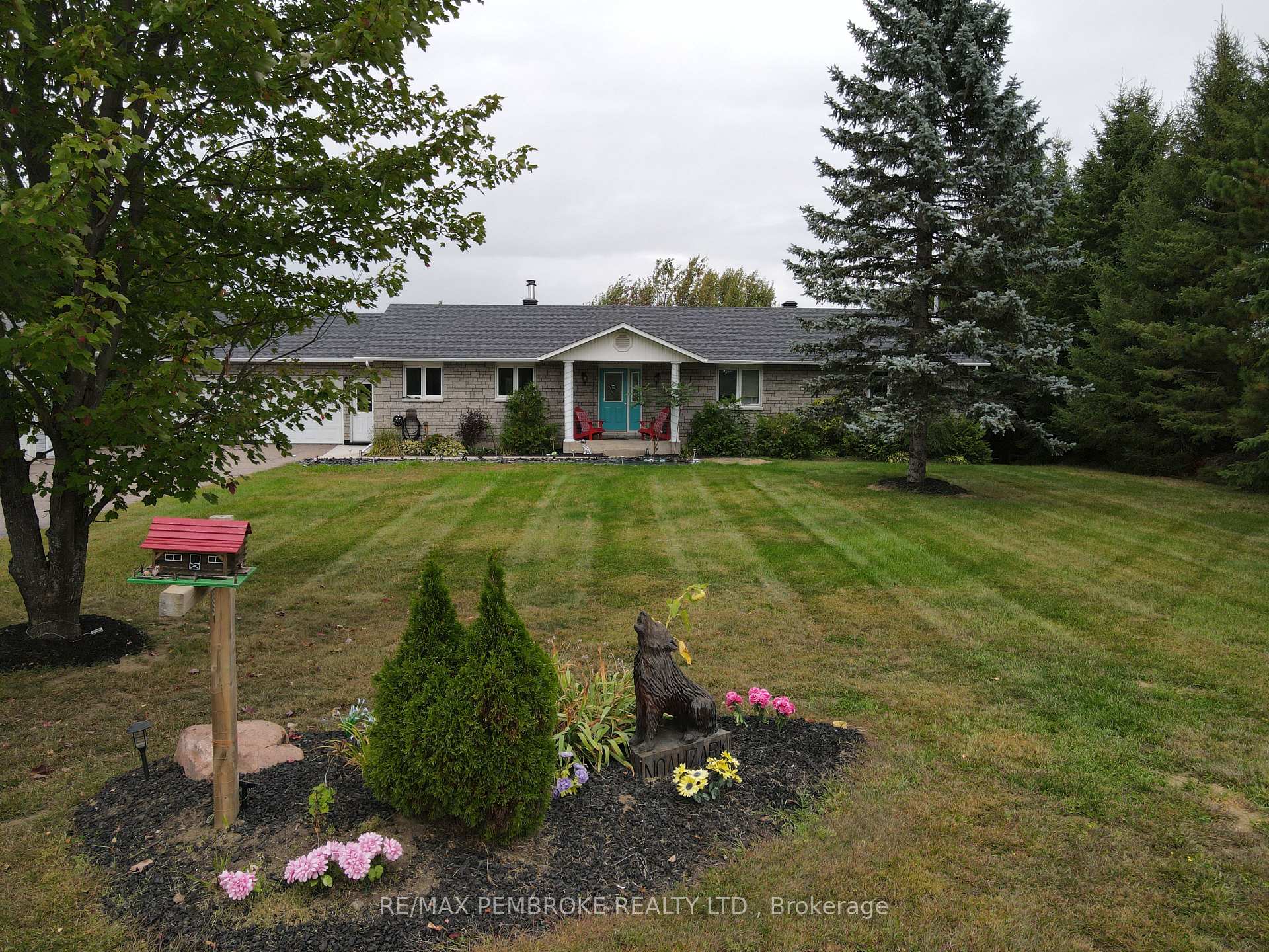 56 Robertson Drive, Whitewater Region — photo 5 of 5
