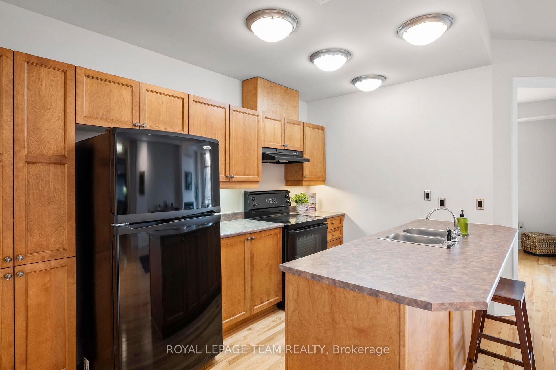 260 Besserer Street 202, Lower Town - Sandy Hill — photo 5 of 5