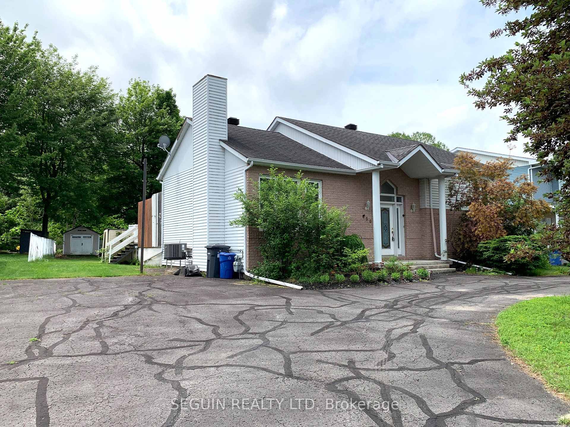 650 Berthiaume Street, Hawkesbury, ON K6A 3M1 — Hawkesbury, Ontario