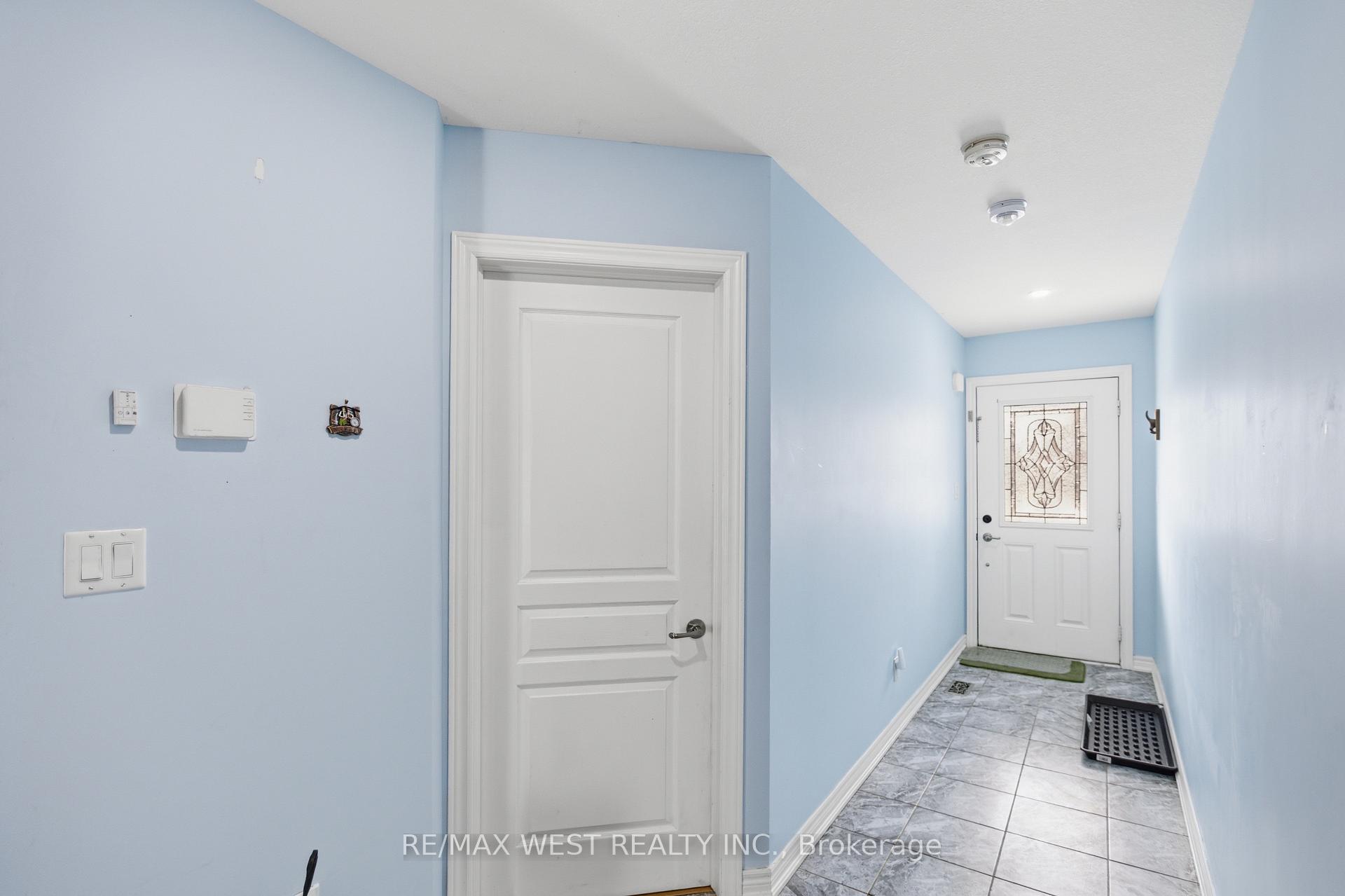 170 Silverwood Avenue, Welland — photo 4 of 5