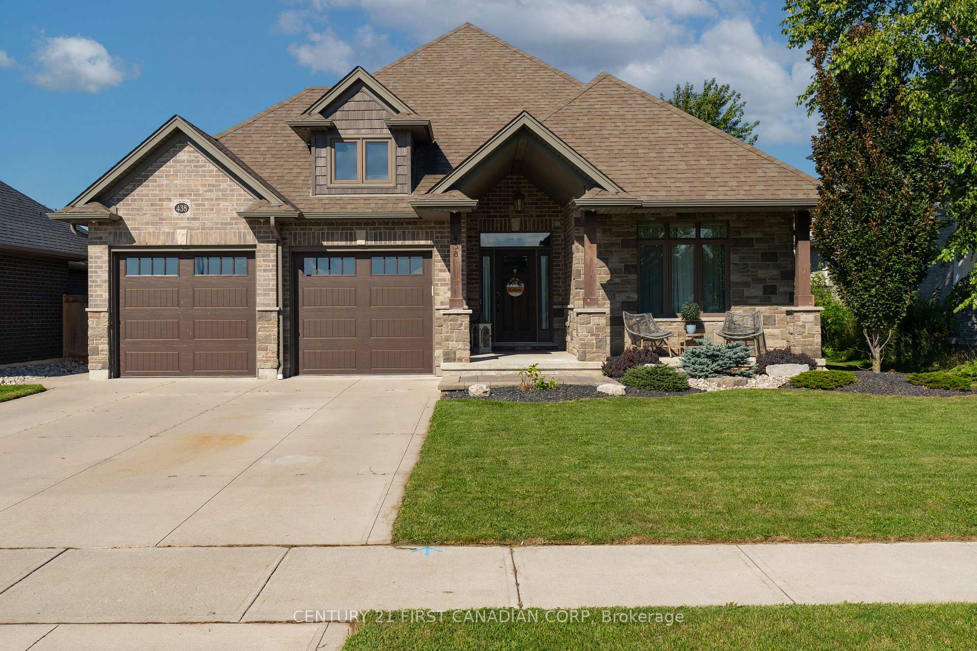 438 DARCY Drive, Strathroy-Caradoc, ON N7G 2M2