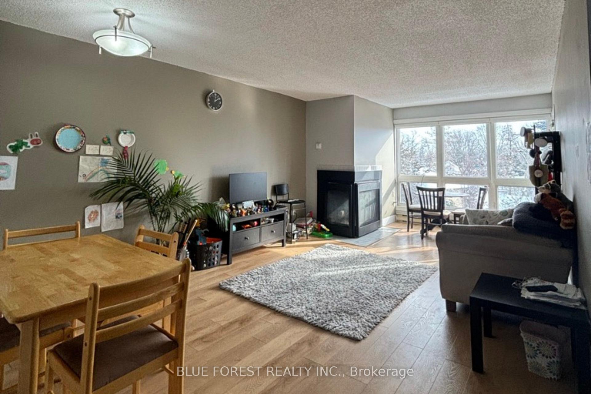 1 Jacksway Crescent 402, London North — photo 3 of 5