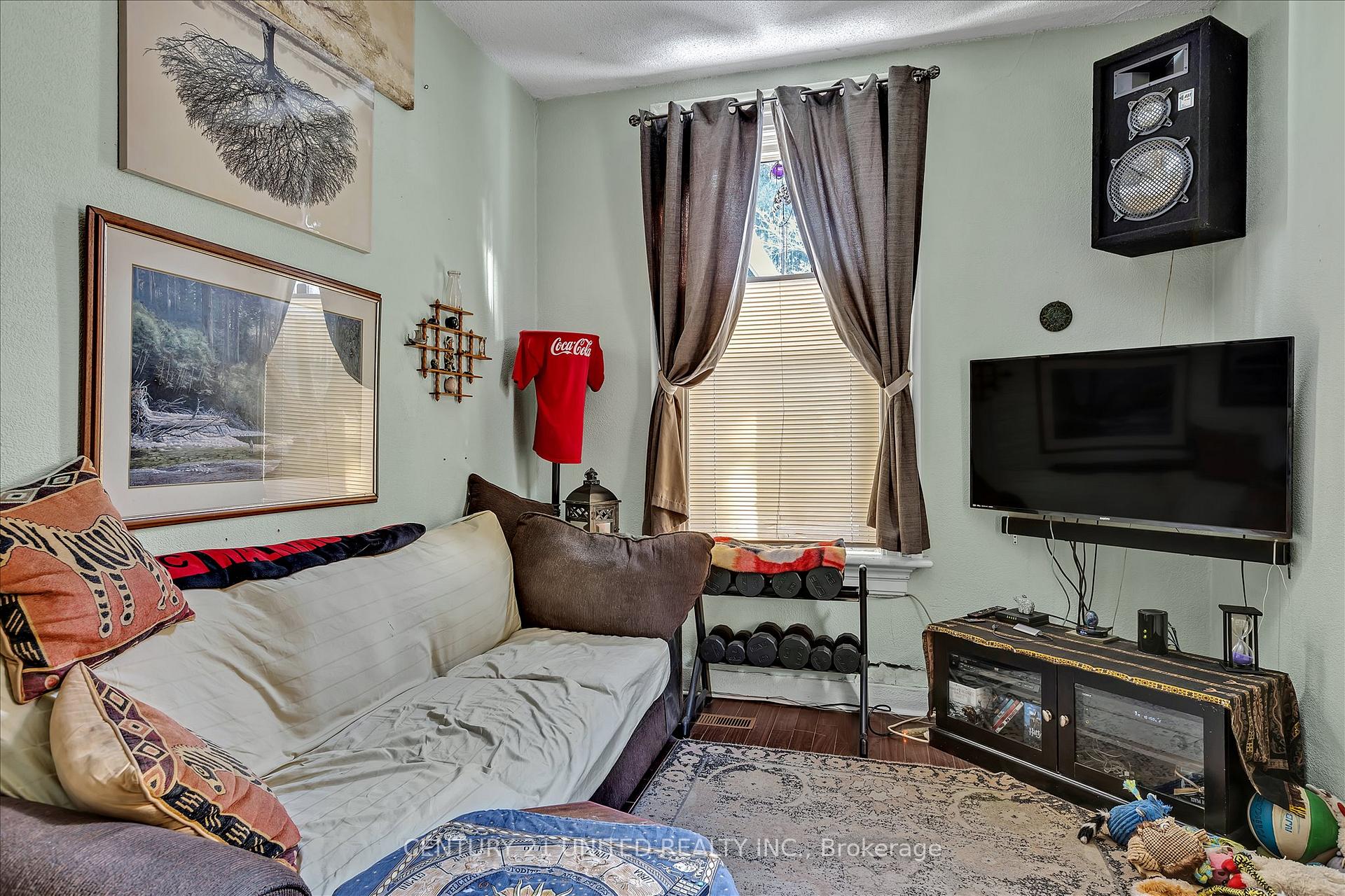 residential Property Image no.1