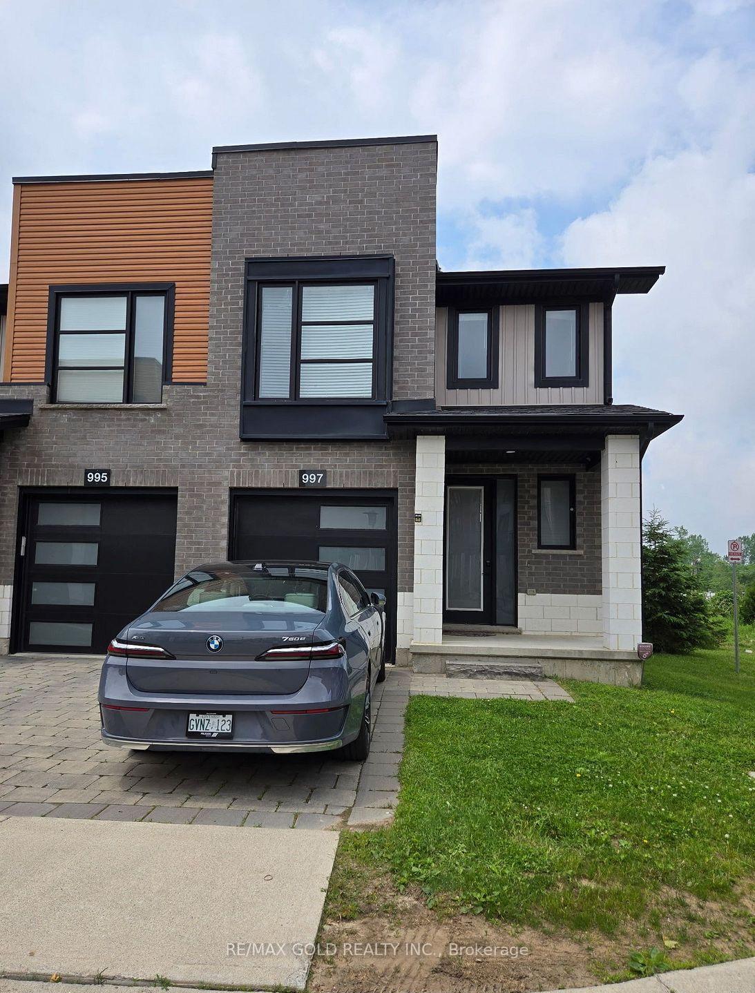997 West Village Square, London North, ON N6G 0J7