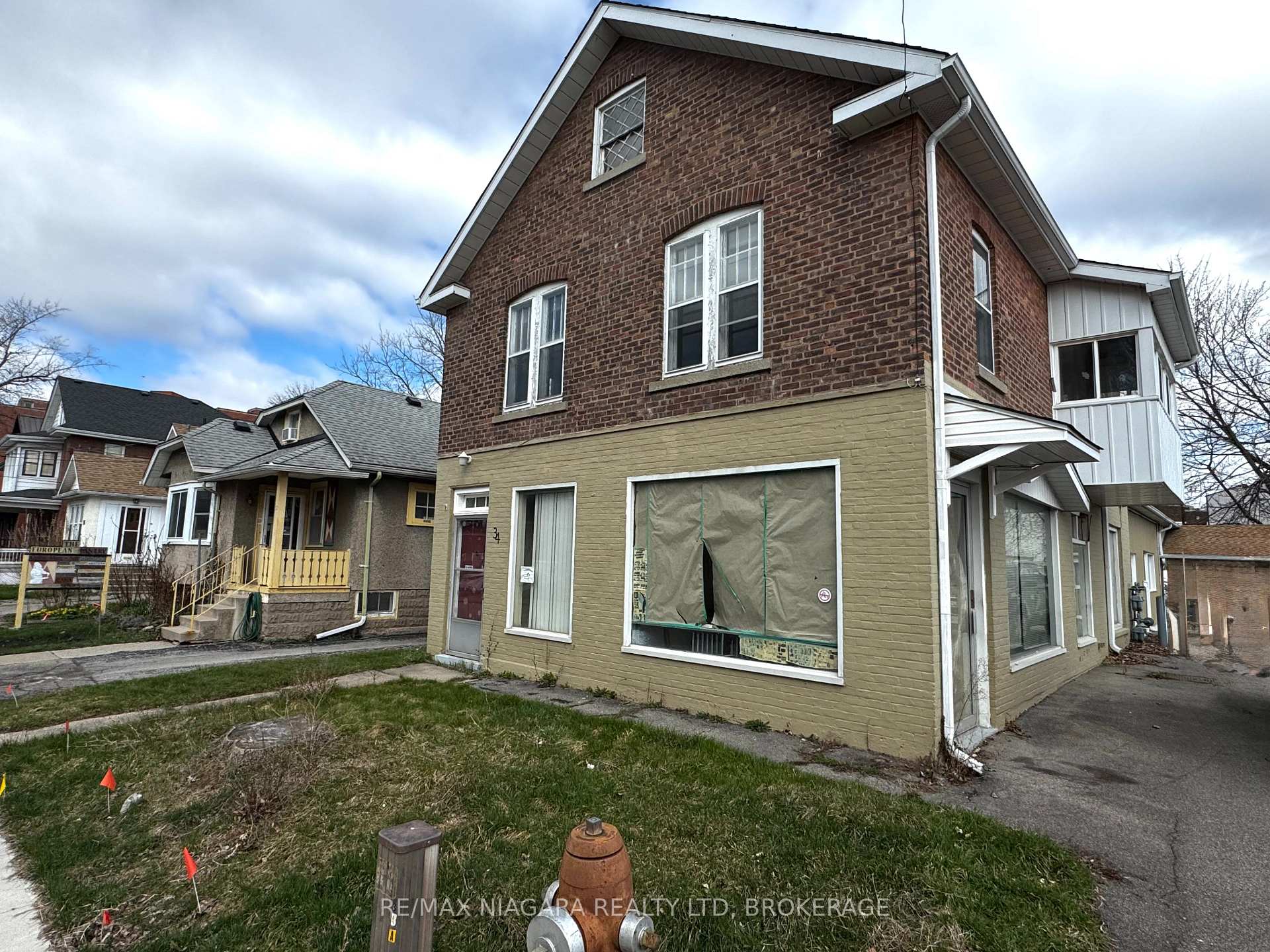 34 Avenue Place, Welland, ON L3B 4B1