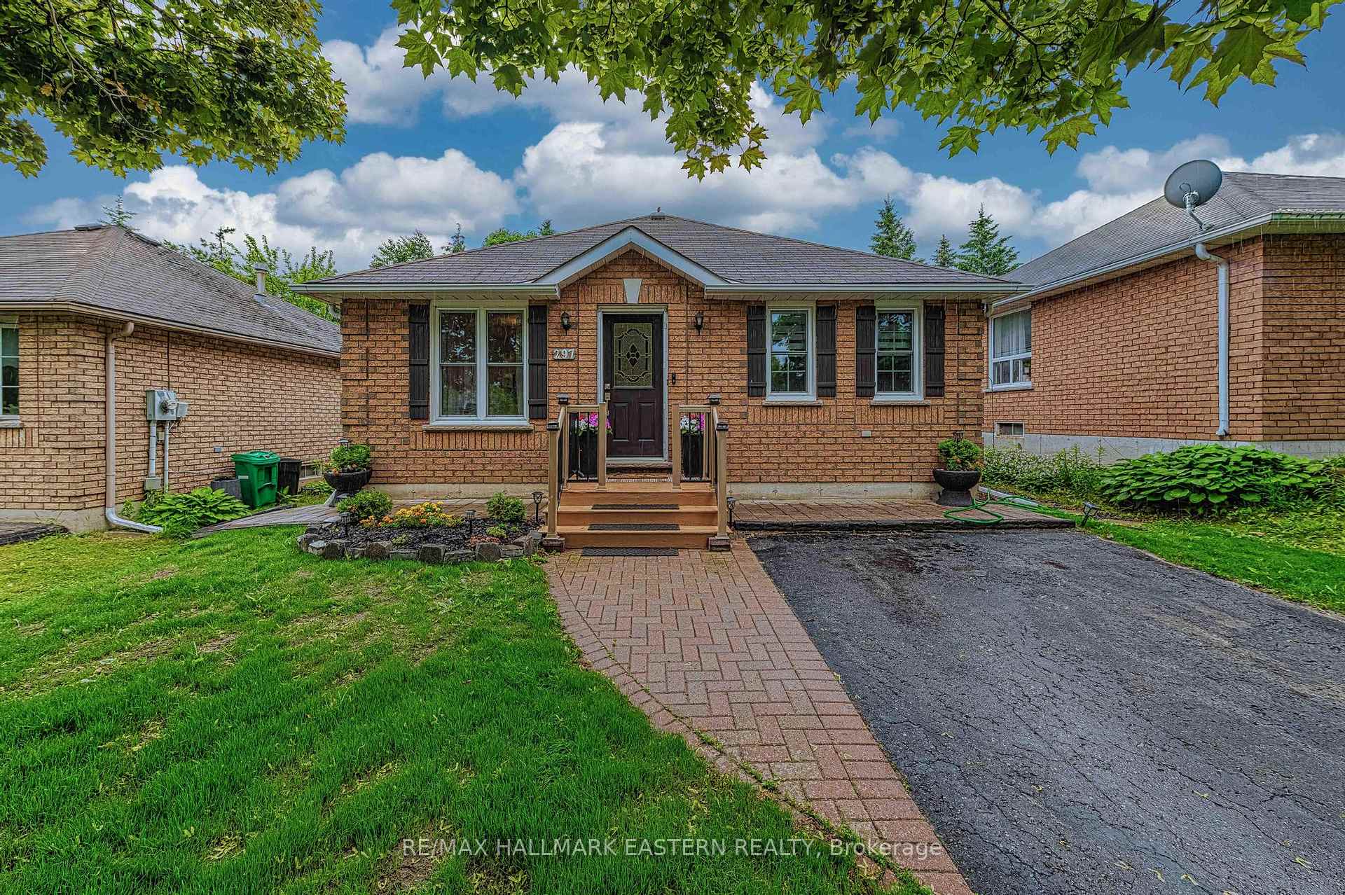 297 Towerhill Road, Peterborough, ON K9H 7N1