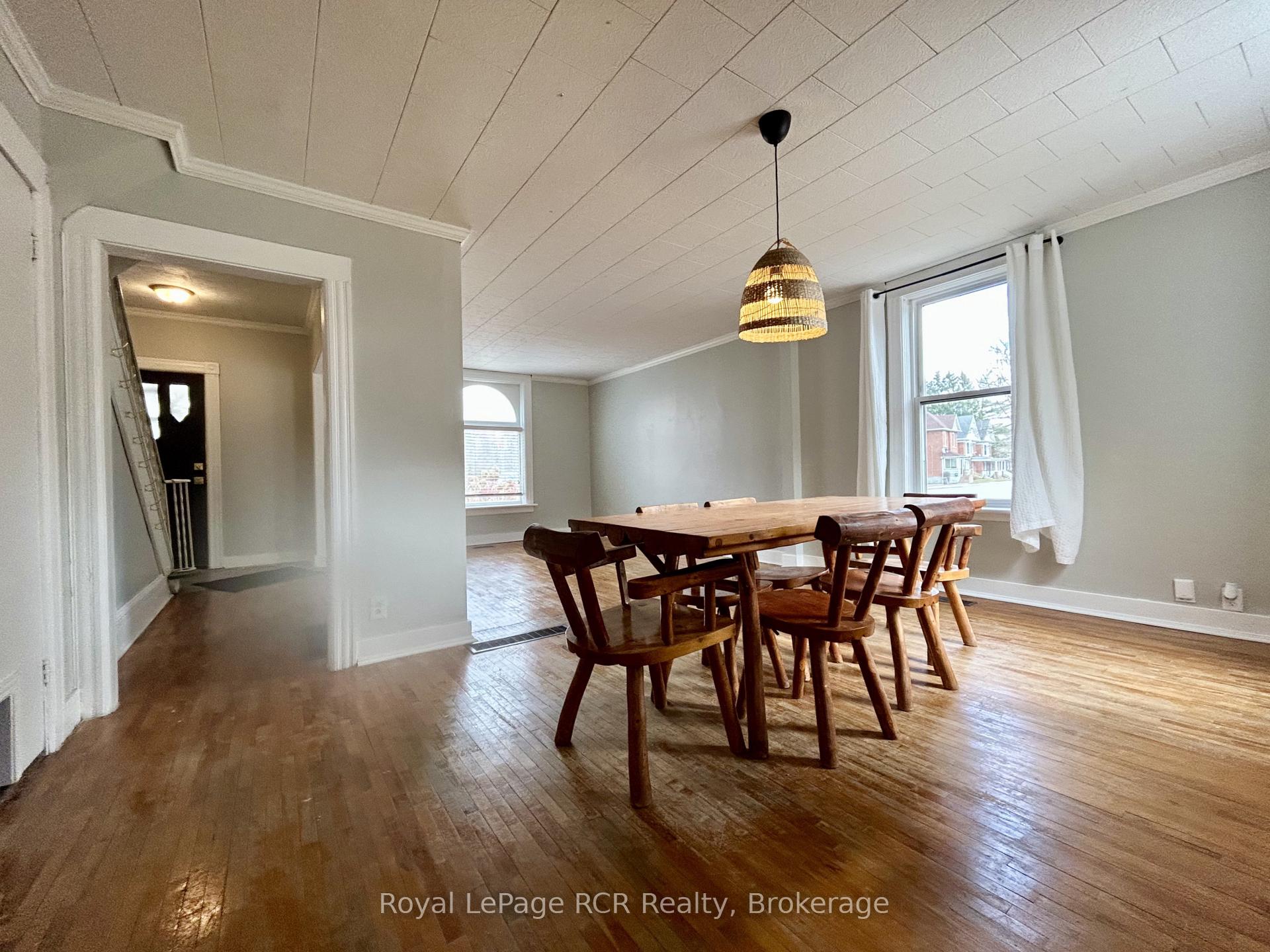 467 14th Street W, Owen Sound — photo 5 of 5