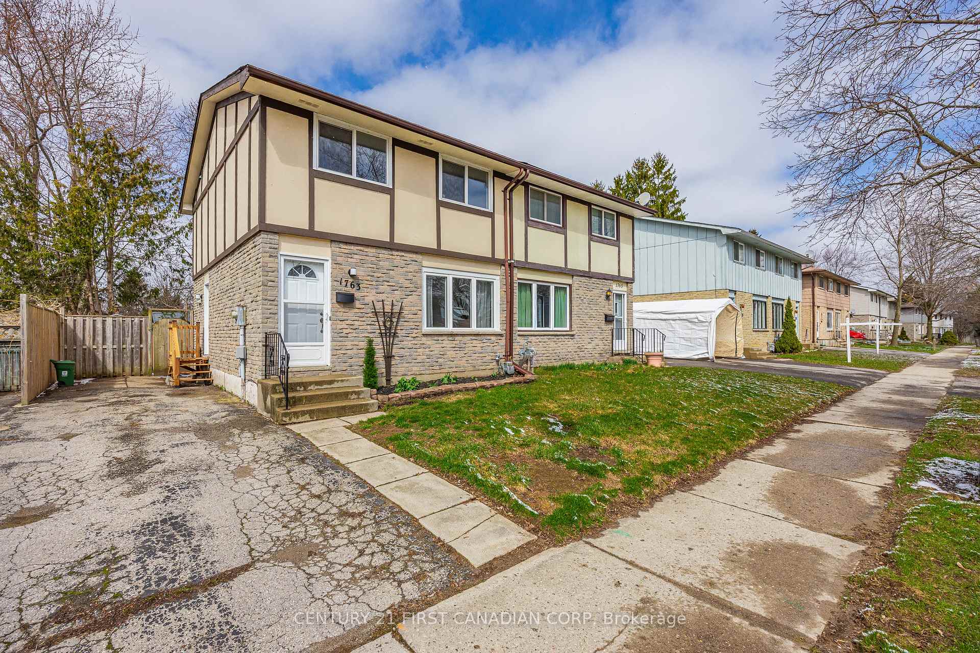 1763 Aldersbrook Road, London North, ON N6G 3E2
