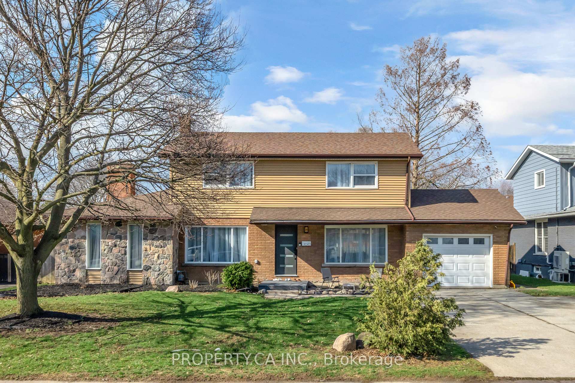 7063 McGill Street, Niagara Falls, ON L2J 1L8
