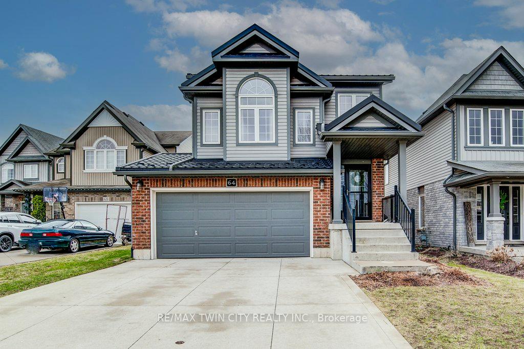 64 Smith's Creek Drive, Wilmot, ON N3A 0B3