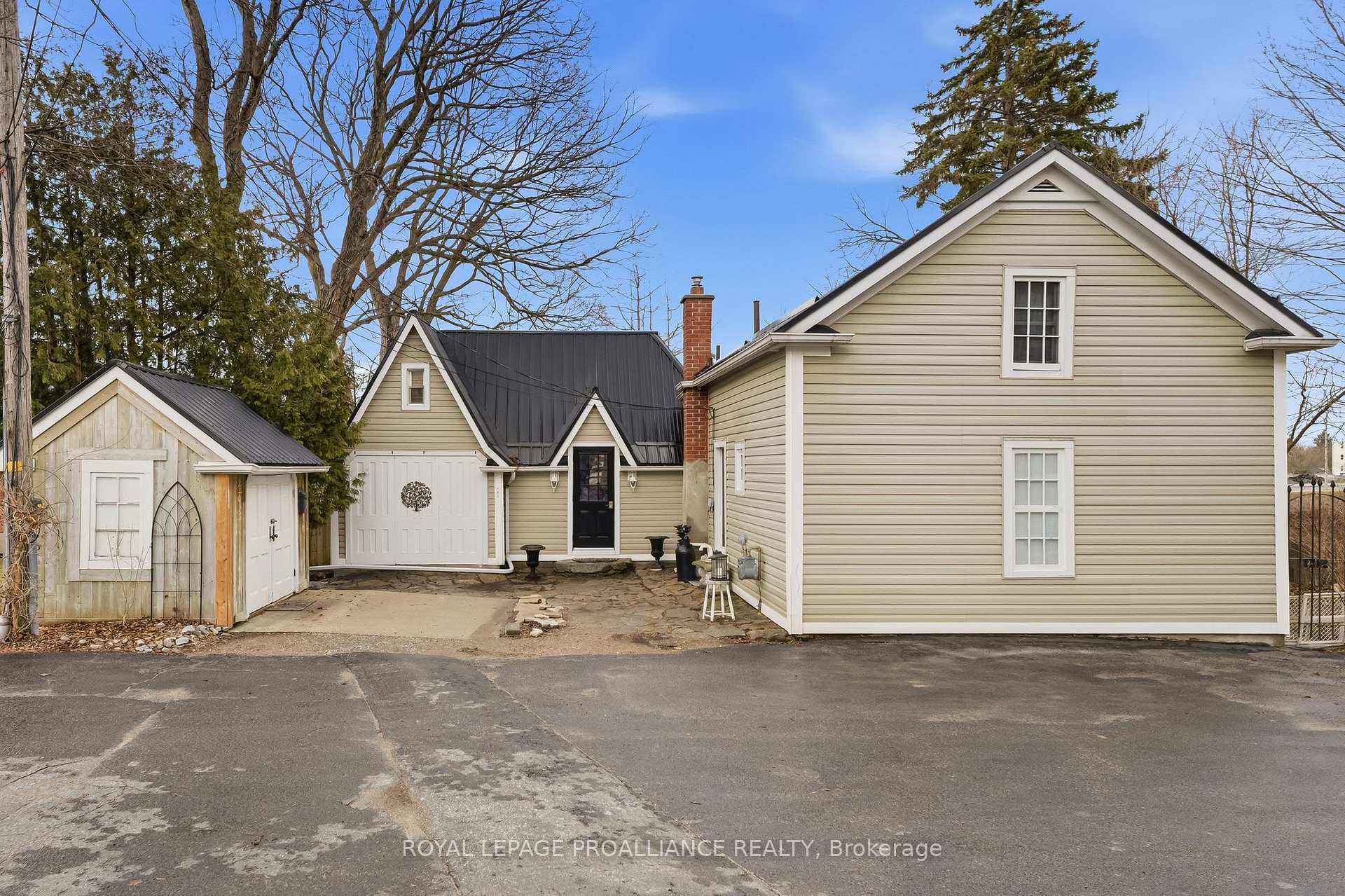 193 Henry Street, Quinte West, ON K8V 3V4