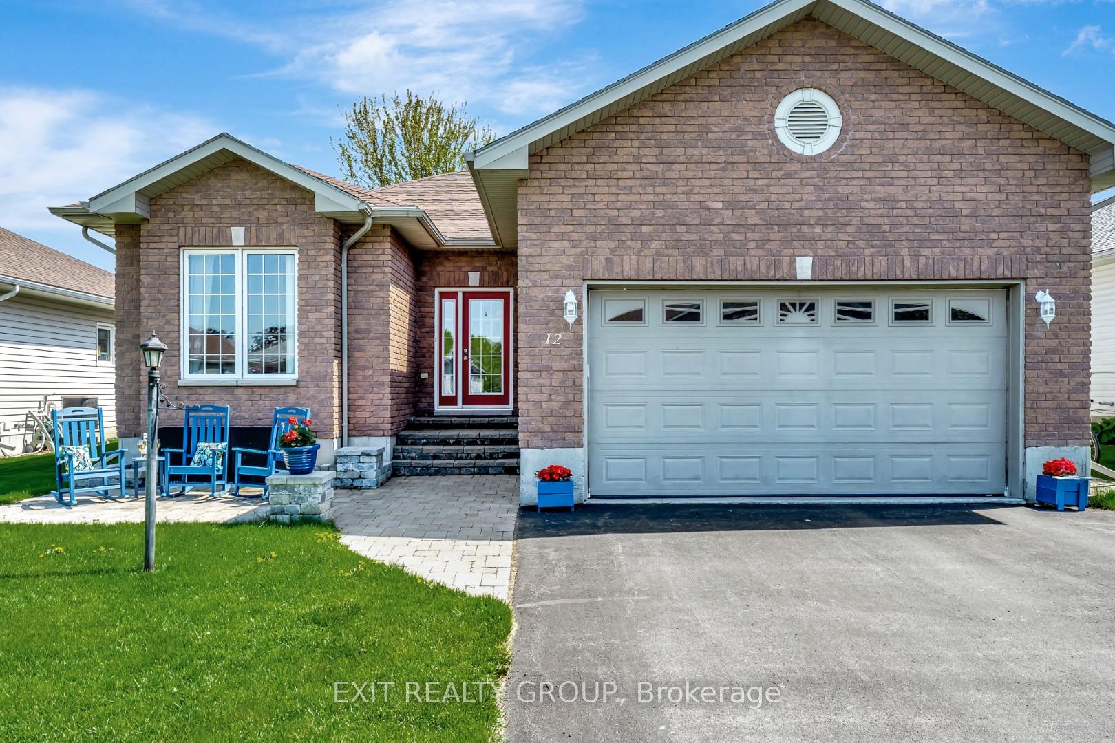 12 Aletha Drive, Prince Edward County — photo 3 of 5