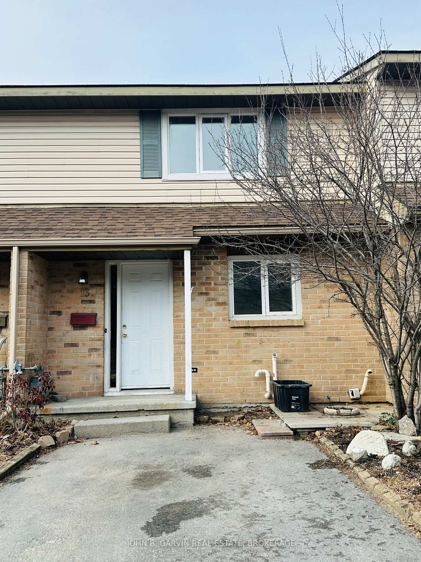 13 Coventry Crescent 54, Kingston, ON K7M 7S2
