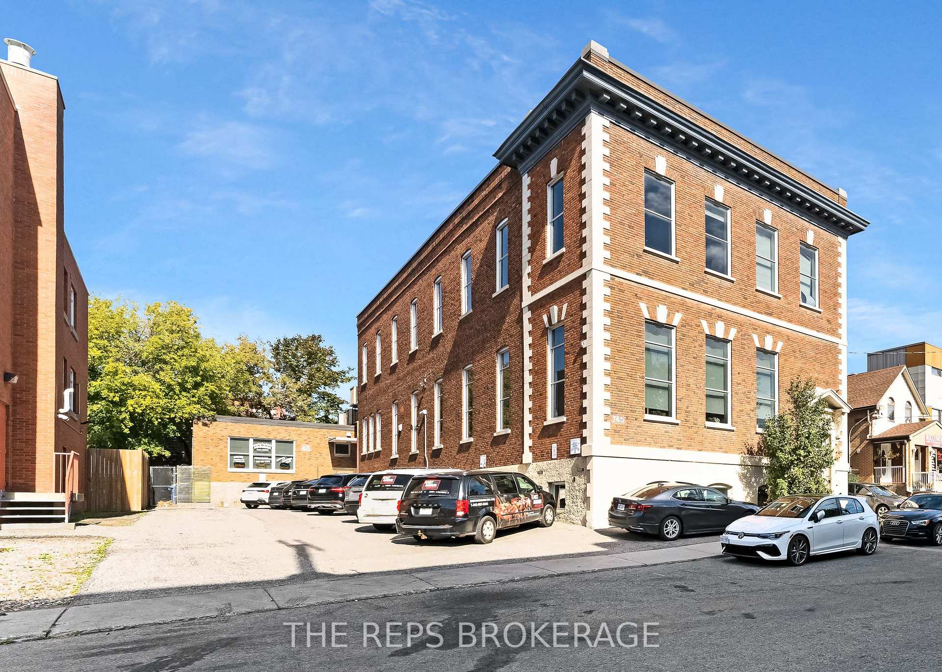43-45 Eccles Street W, West Centre Town, ON K1R 6S3
