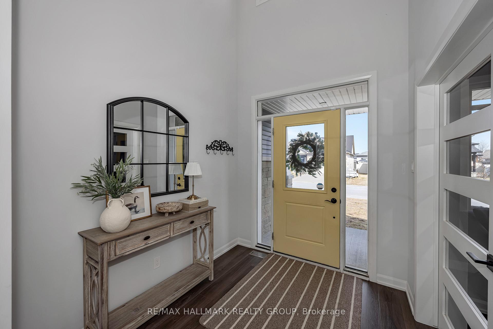 1025 Diamond Street, Clarence-Rockland — photo 4 of 5