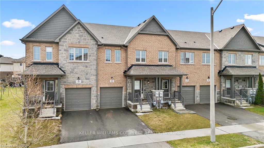 51 SUNSET Way, Thorold, ON L2V 0C7