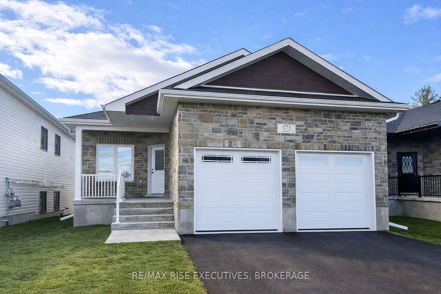 173 Creighton Drive, Loyalist, ON K0H 2H0