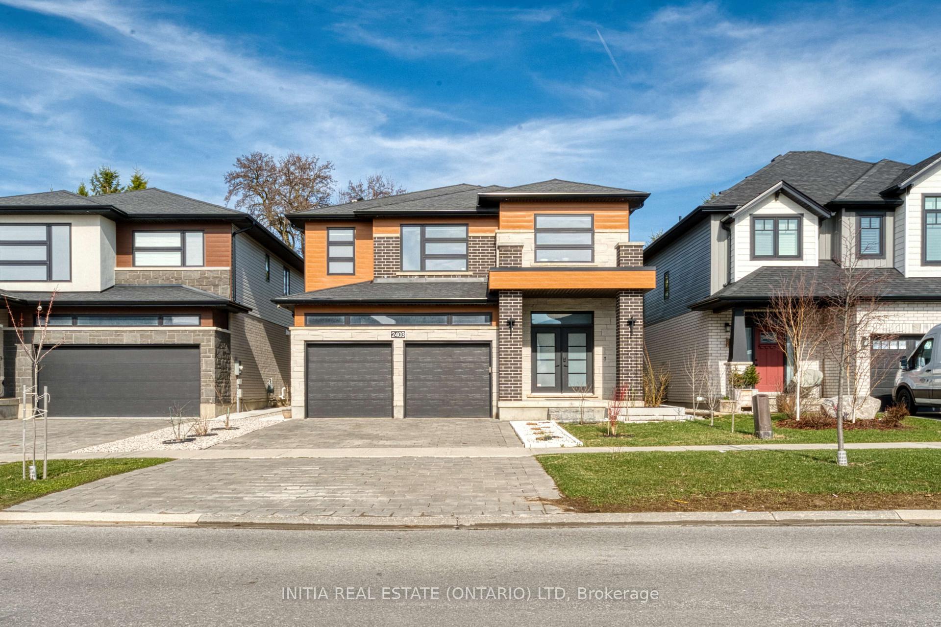 2403 Tokala Trail, London North, ON N6G 0V6
