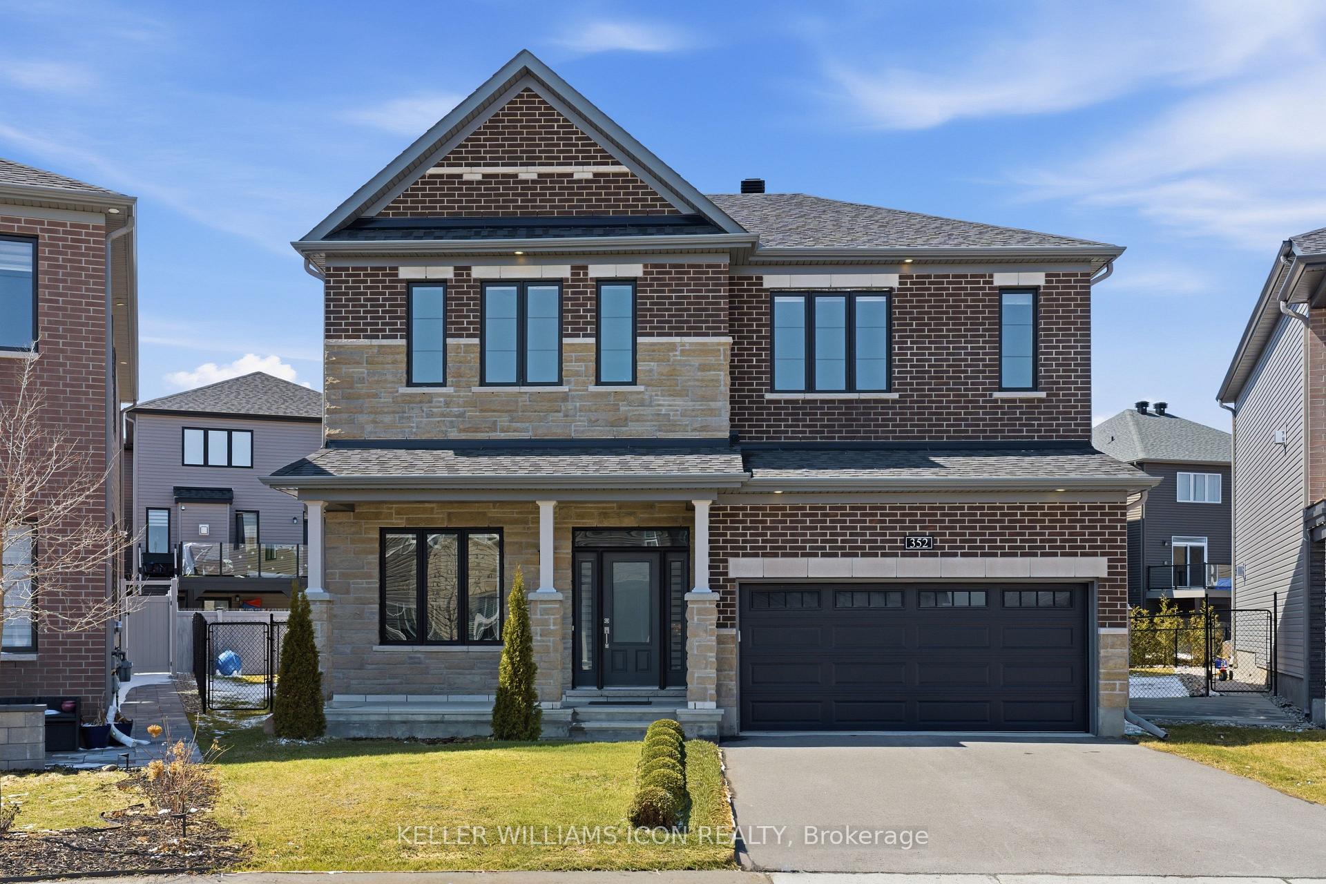 352 Cloyne Crescent, Barrhaven, ON K2J 6W4