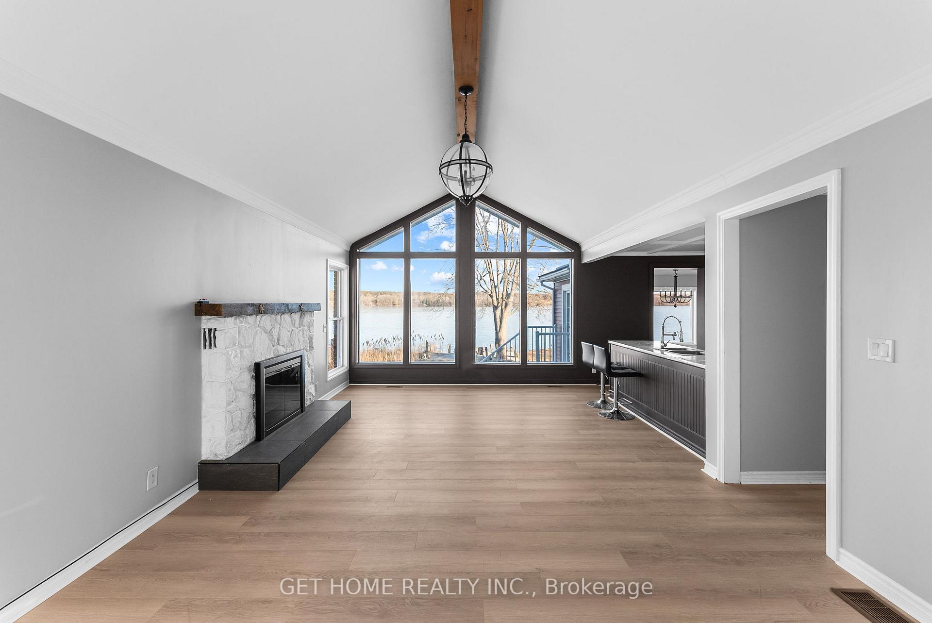 52 Pats Lane, Prince Edward County, ON K0K 2T0