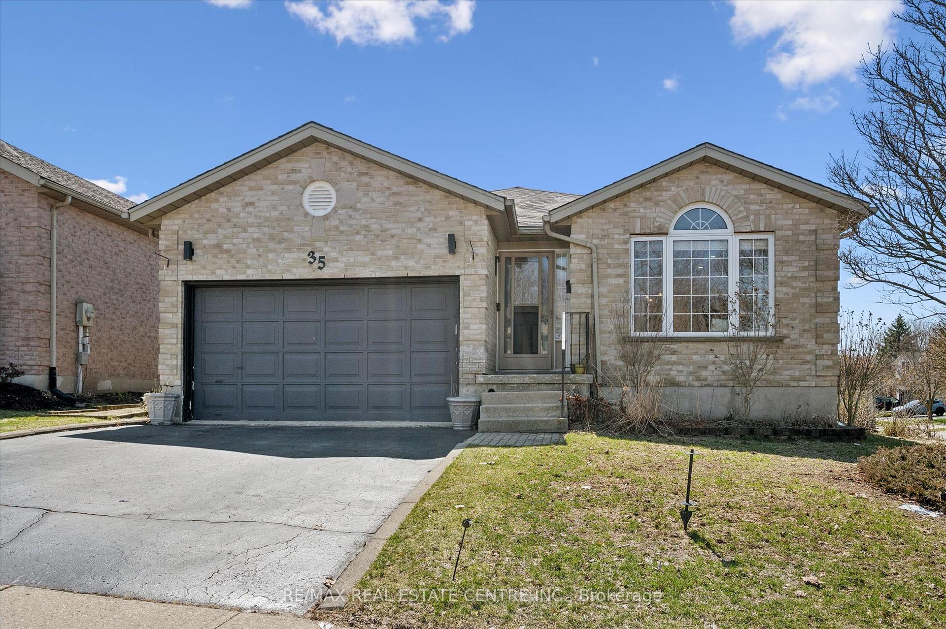 35 Melran Drive, Cambridge — photo 3 of 5