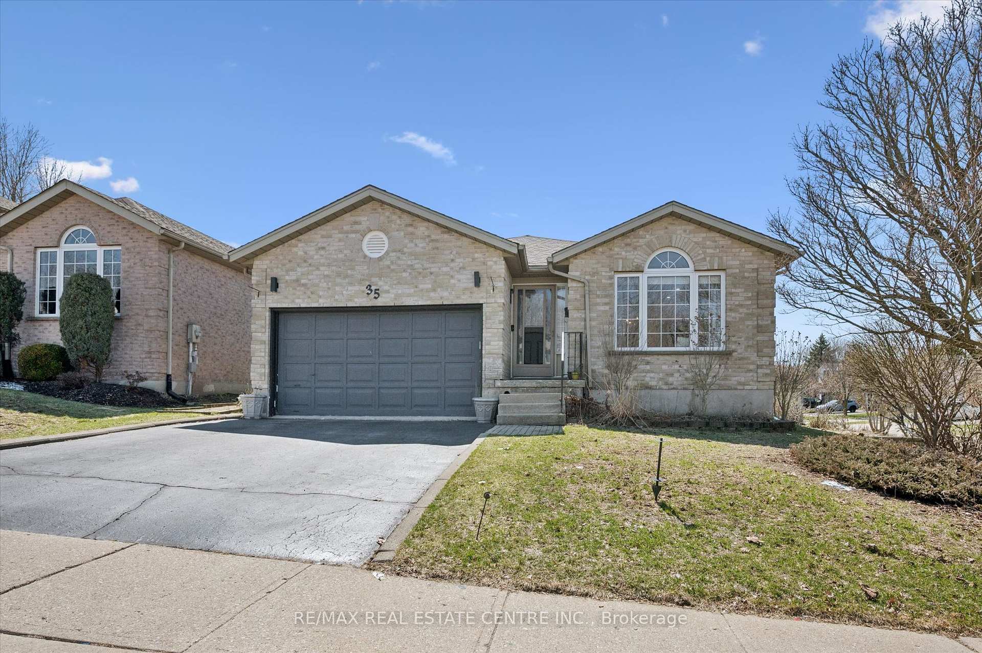 35 Melran Drive, Cambridge — photo 4 of 5