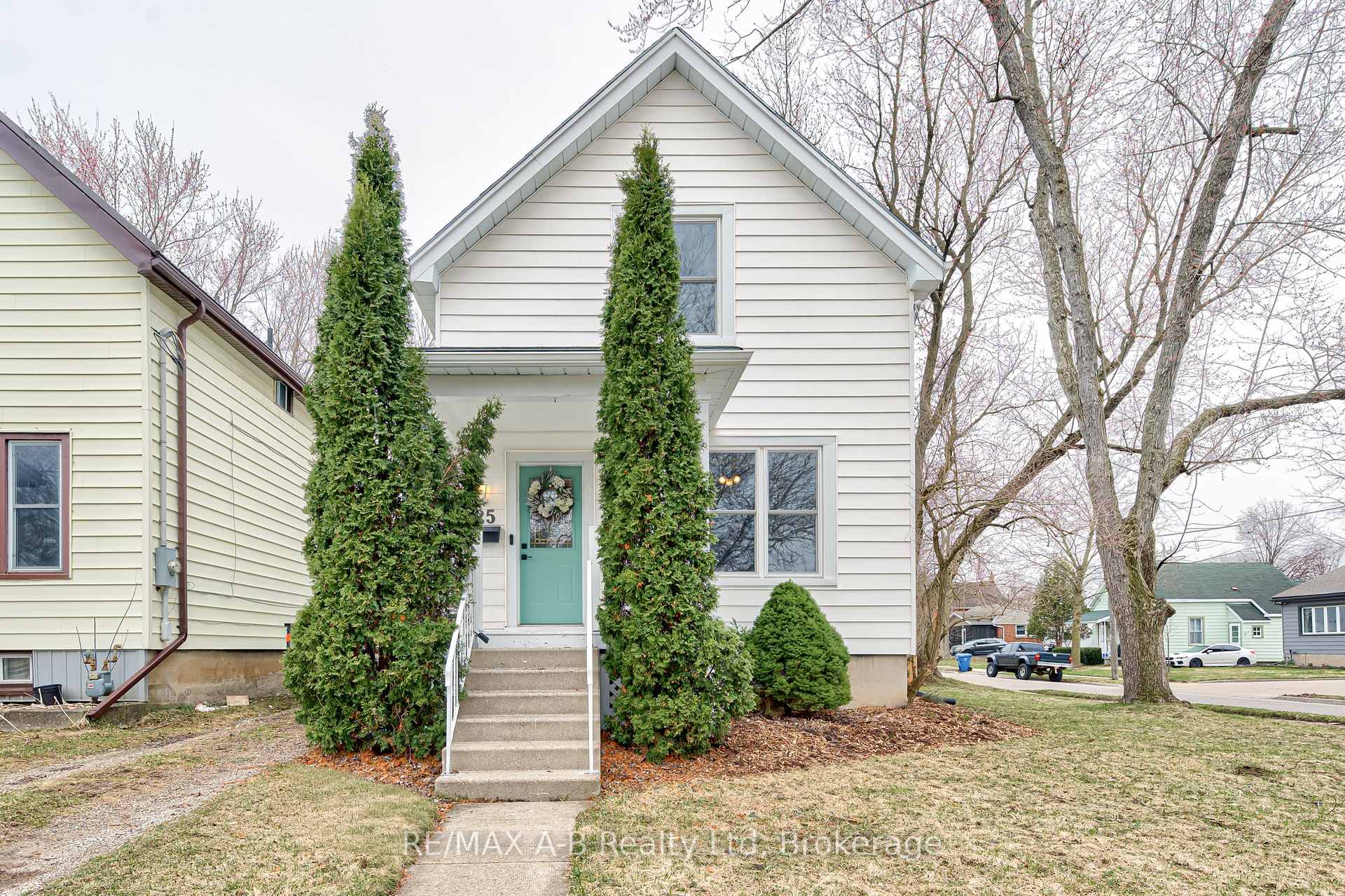 25 Ash Street, Stratford, ON N5A 1M5
