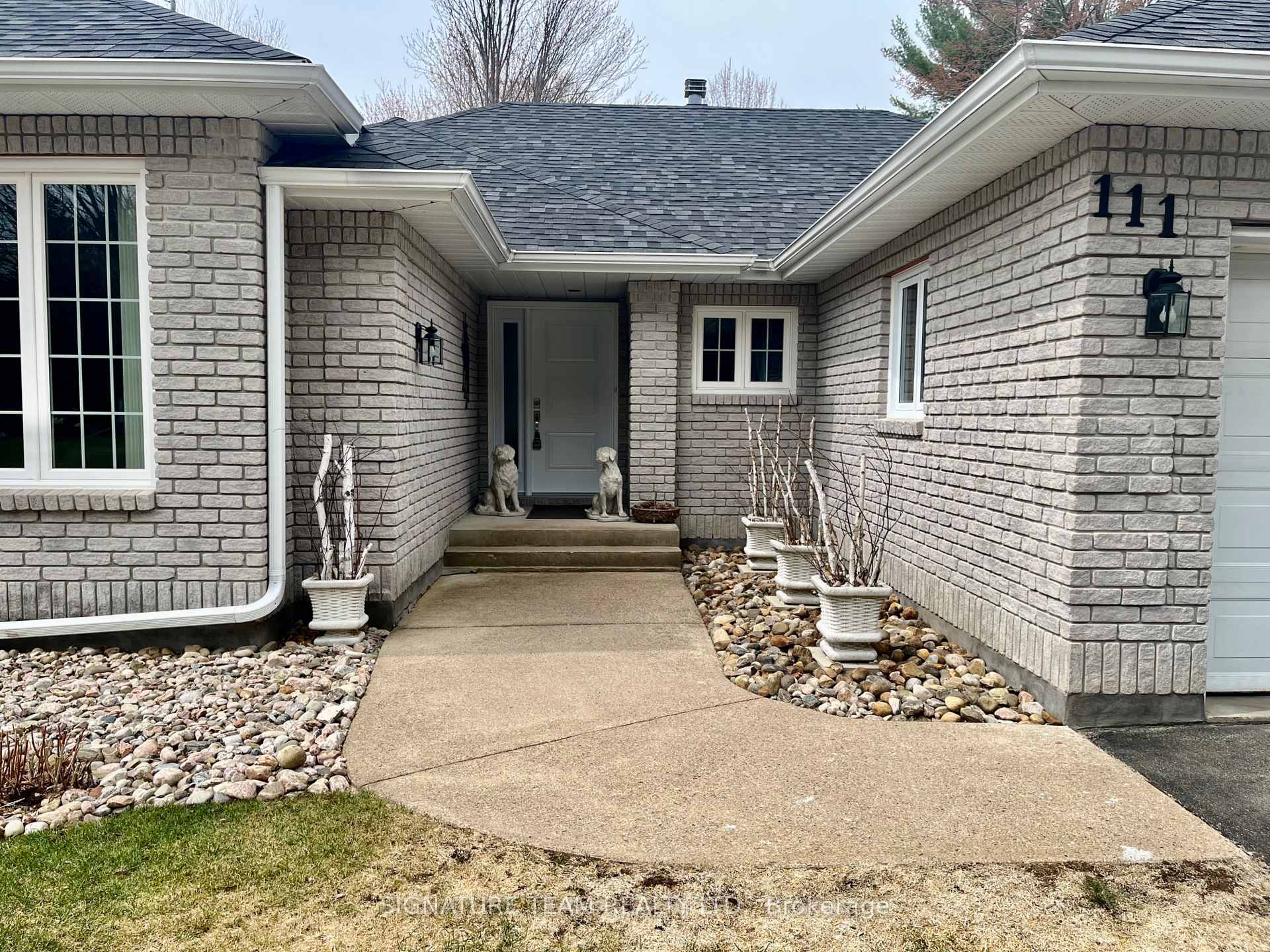 111 Thomas Street, Deep River — photo 3 of 5