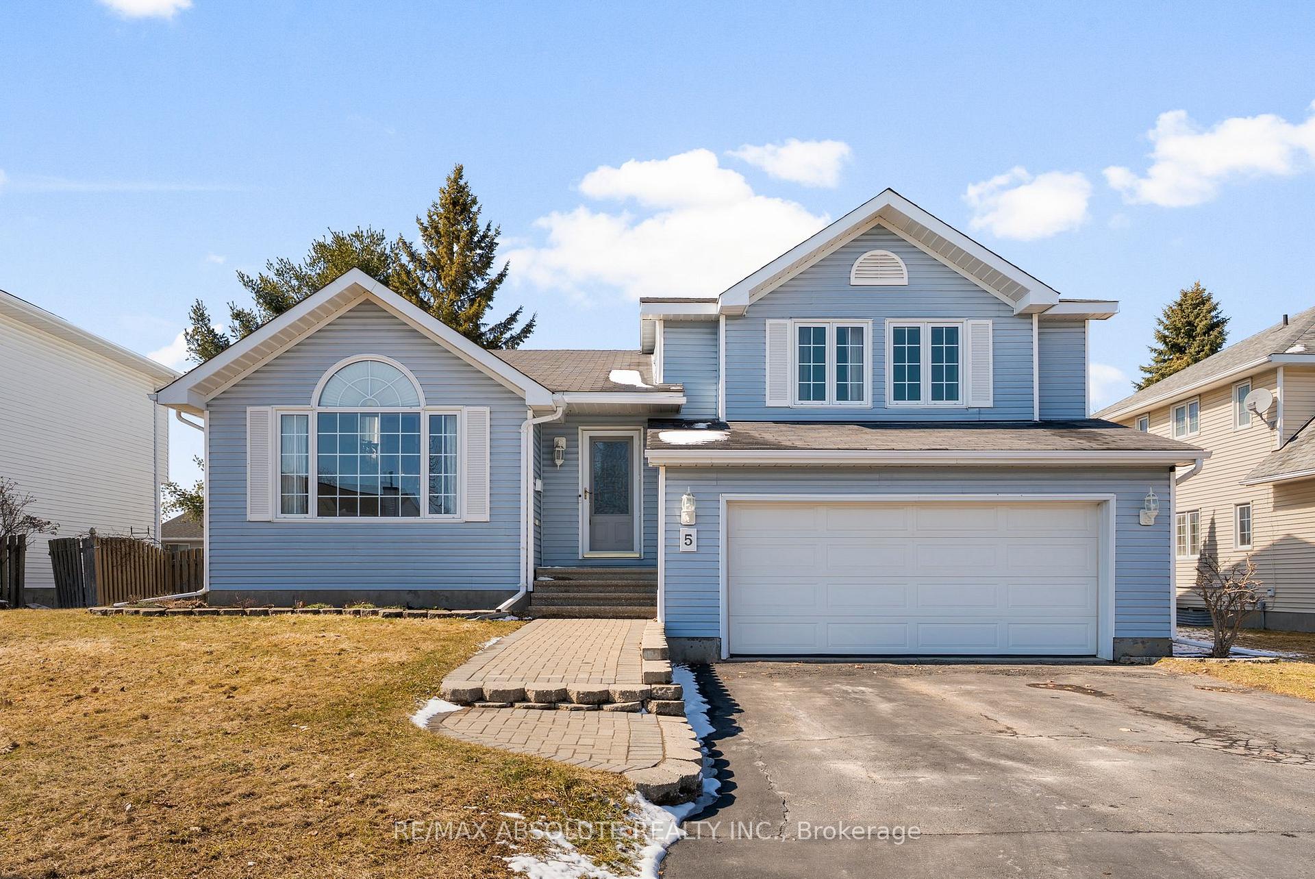 5 Gardner Street, Arnprior, ON K7S 3S1