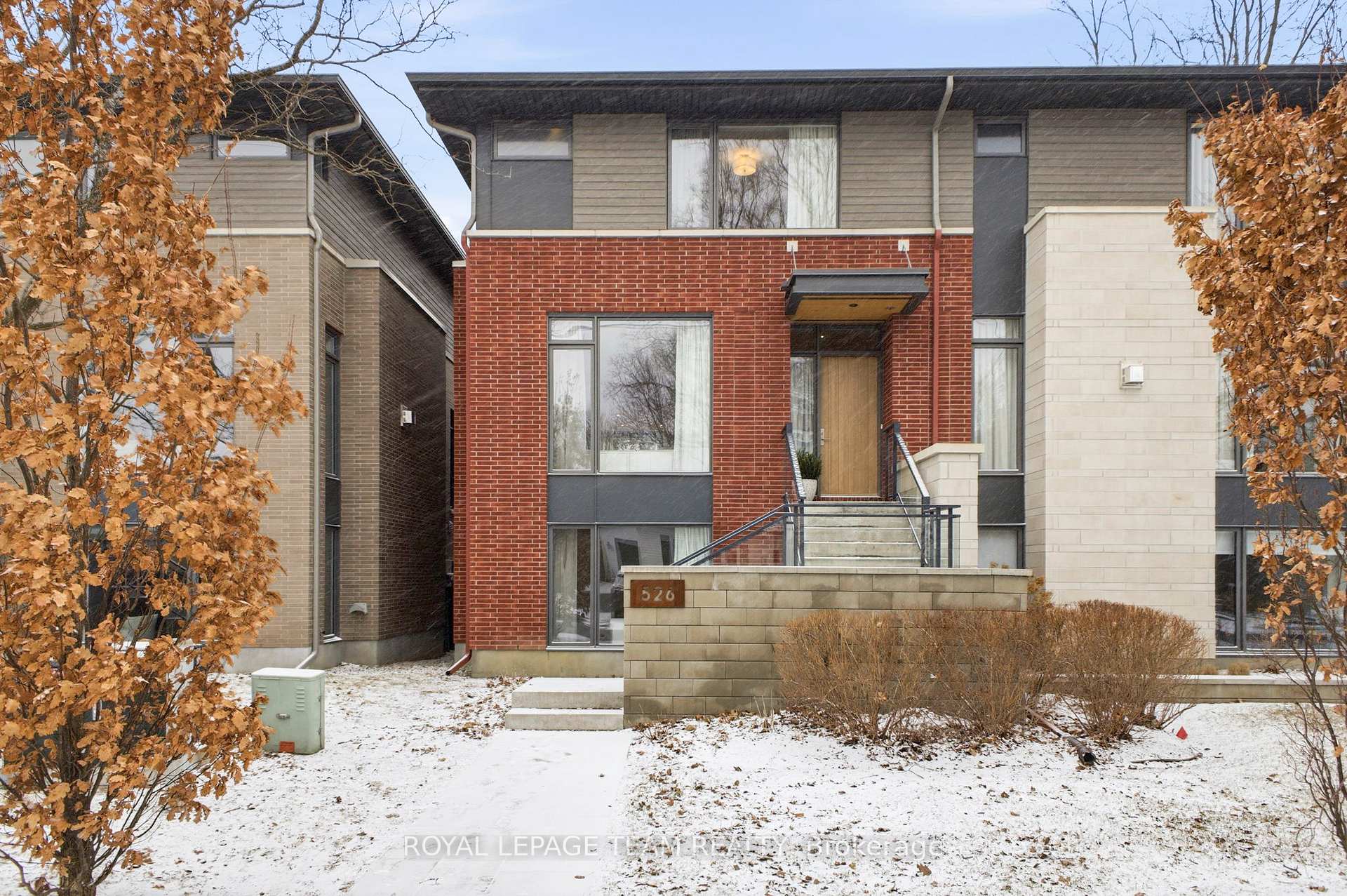 526 Edison Avenue, Carlingwood - Westboro and Area, ON K2A 3Y5