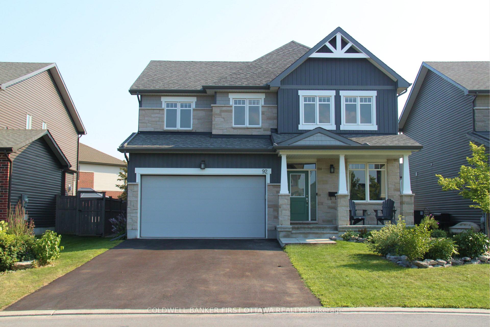 92 Morris Street E, Carleton Place, ON K7C 0H1