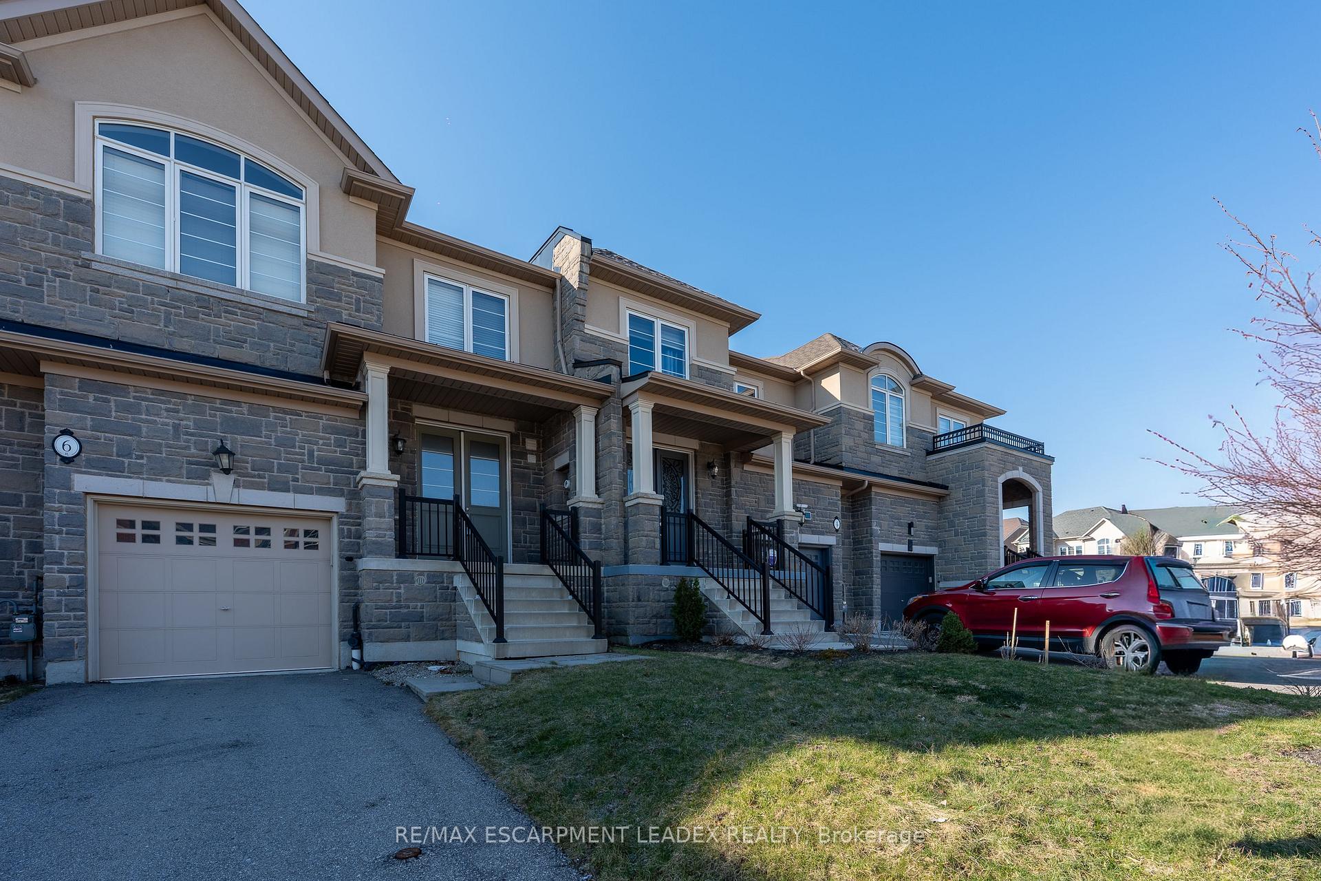 6 HEMING Trail, Hamilton, ON L9K 0H8