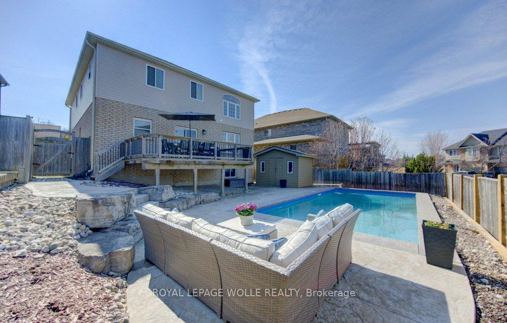 414 Zeller Drive, Waterloo, ON N2A 0C7