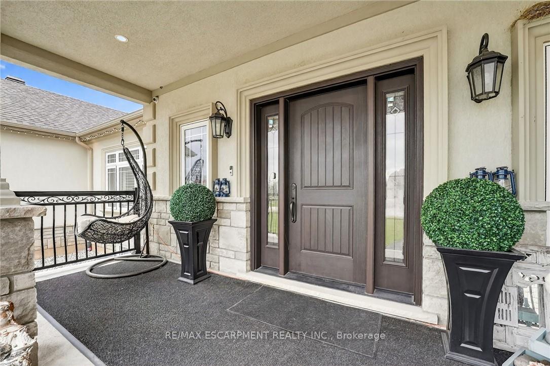 5499 Attema Crescent, West Lincoln — photo 4 of 5