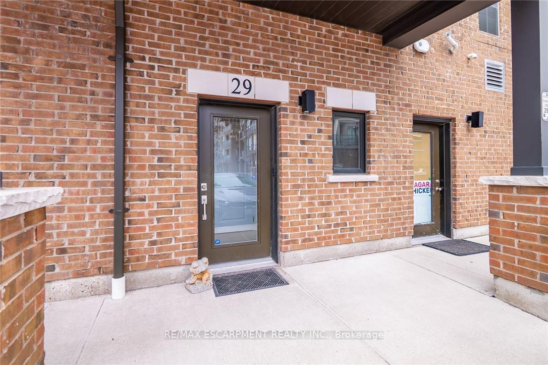 29 Esplanade Lane, Grimsby — photo 3 of 5