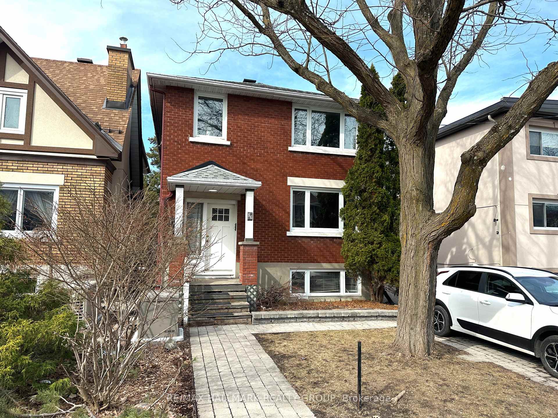 86 Gilchrist Avenue 1, Tunneys Pasture and Ottawa West, ON K1Y 0M8