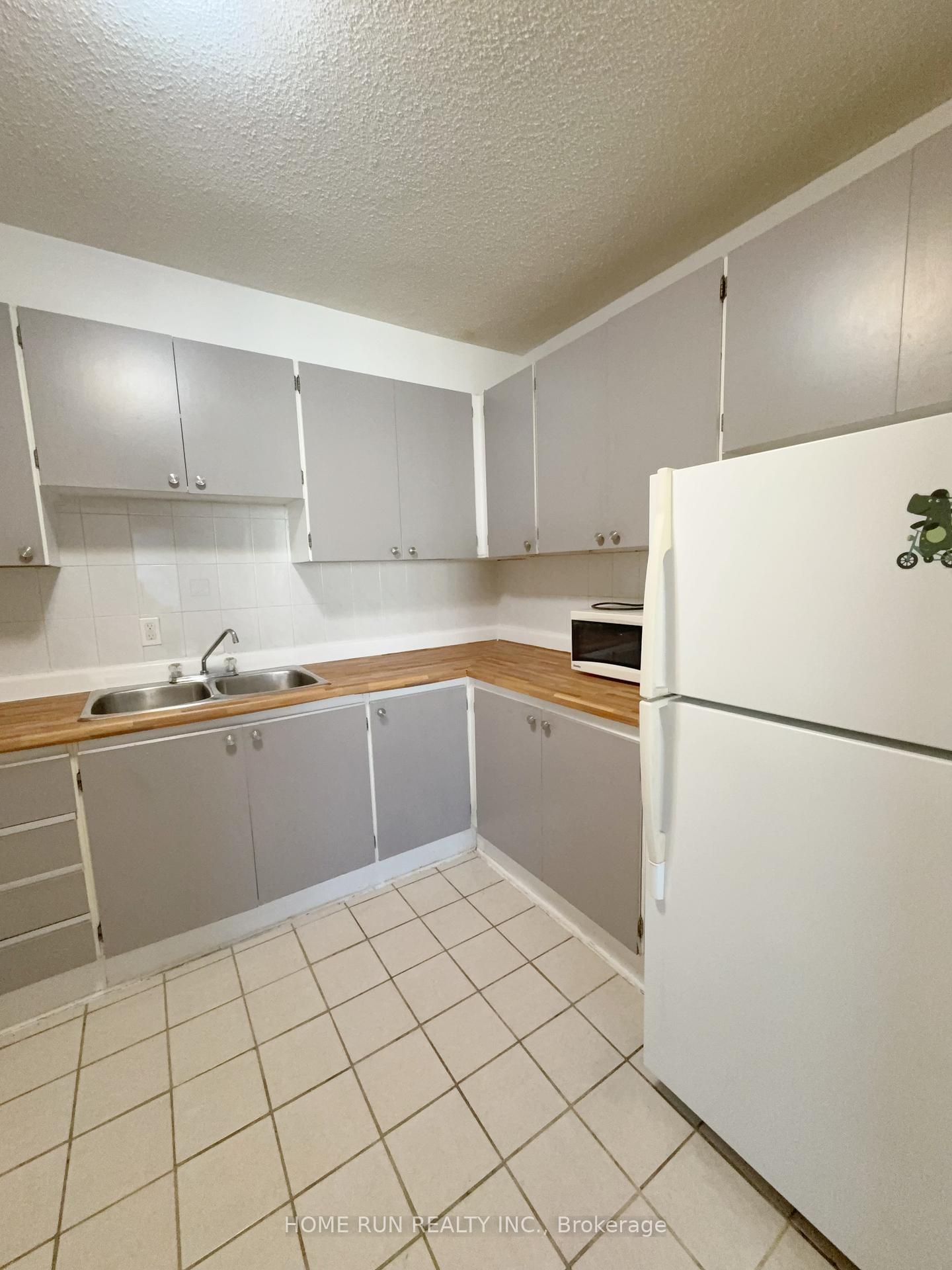 1380 Prince Of Wales Drive 1401, Mooneys Bay - Carleton Heights and Area — photo 3 of 5