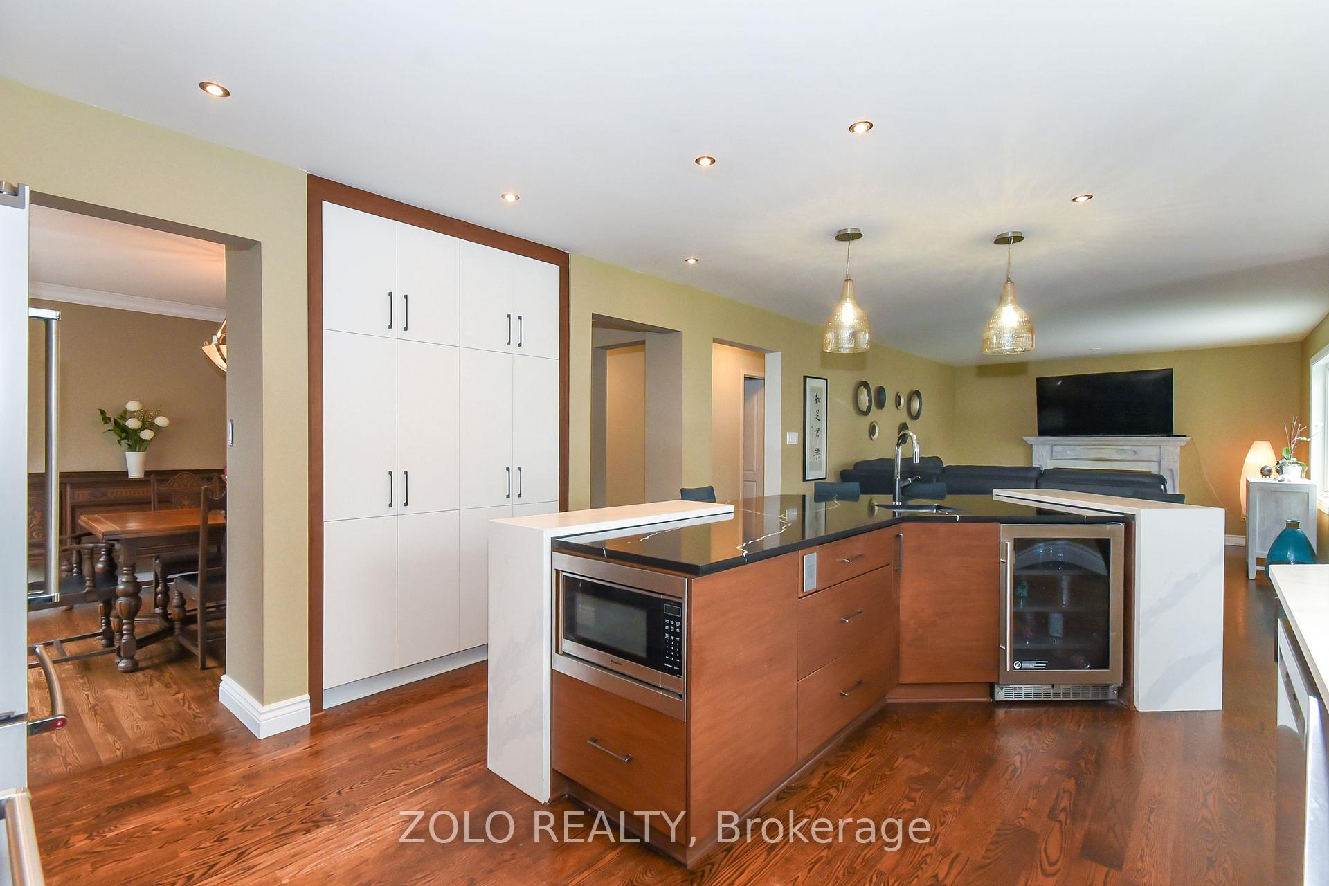 1392 Talcy Crescent, Orleans - Cumberland and Area — photo 5 of 5