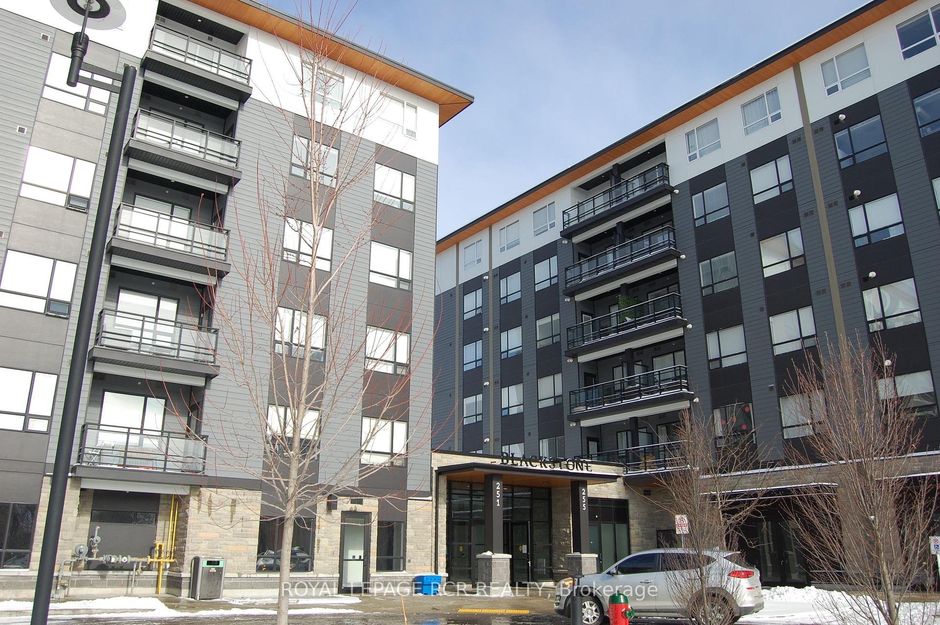 247 Northfield Drive E 505, Waterloo, ON N2K 0H1 — Waterloo, Ontario