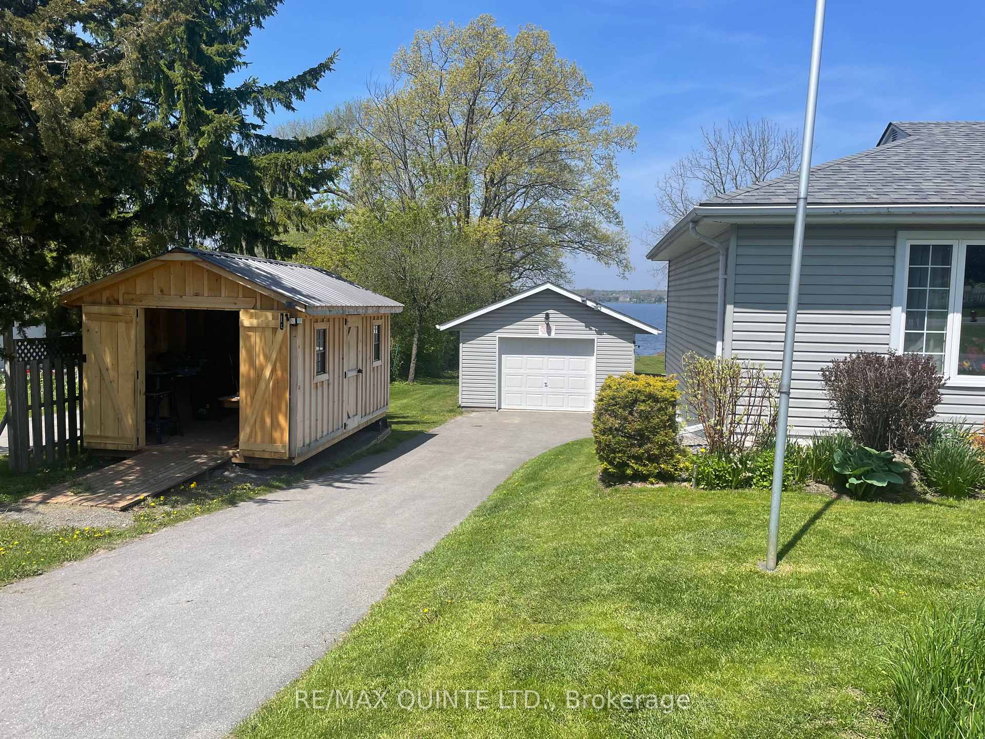 1752 County Road 3 N/A, Prince Edward County — photo 2 of 5